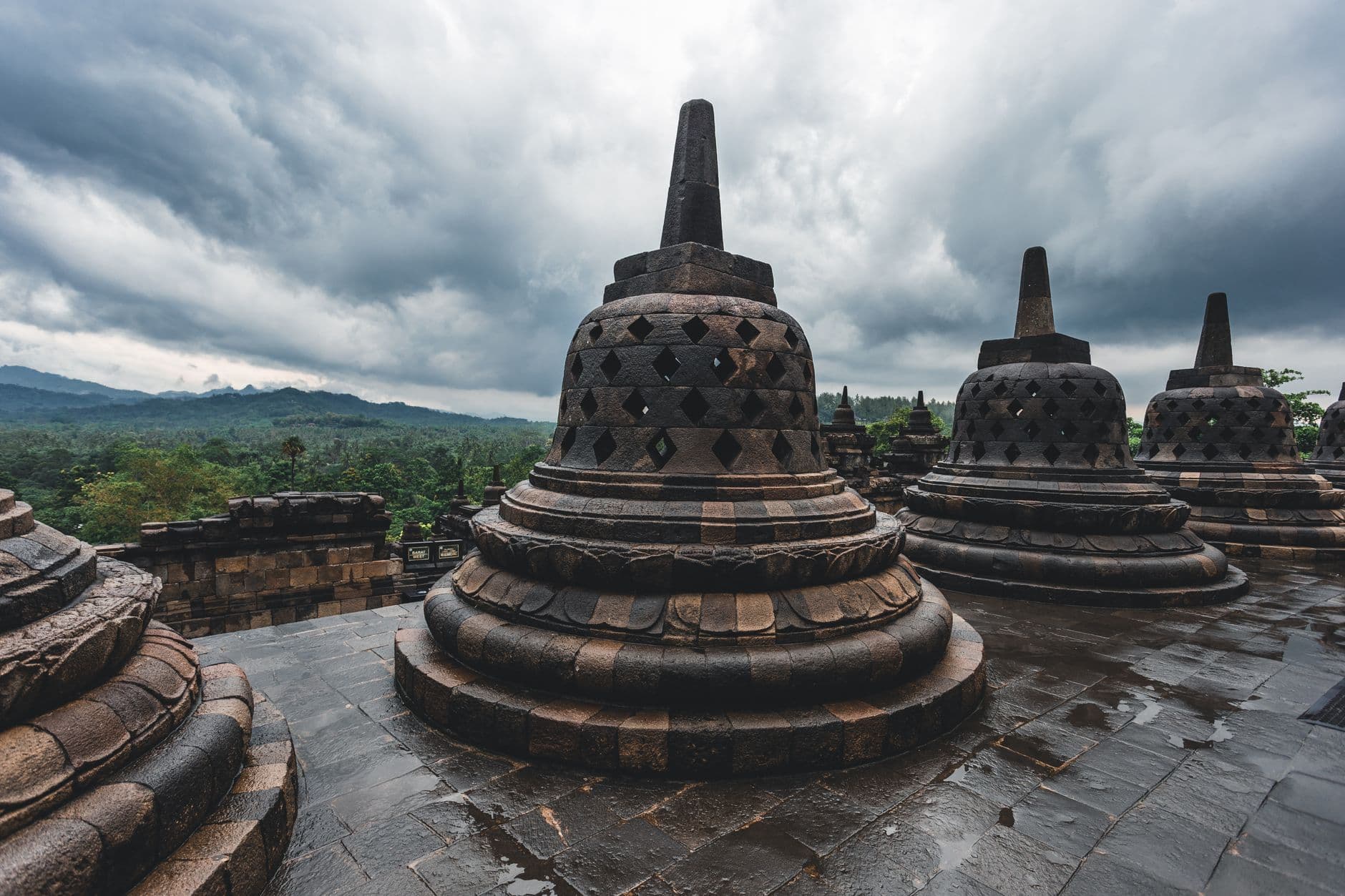 eSIM in Borobudur 2
