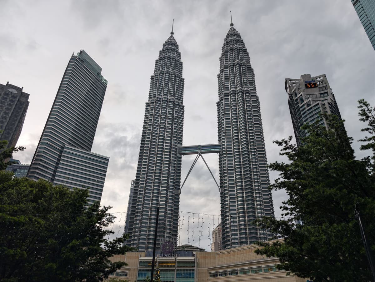 eSIM in Petronas Towers 1