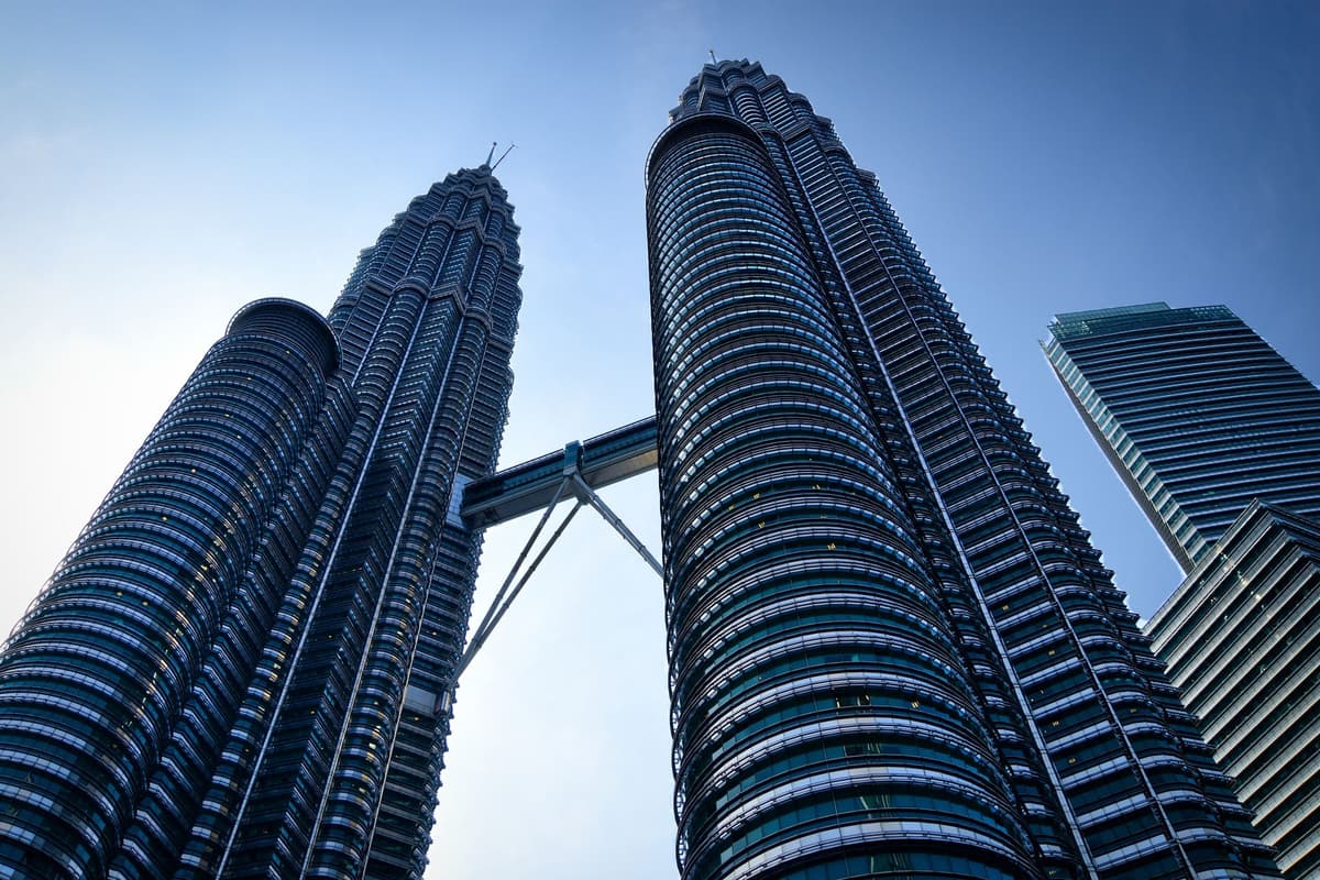 eSIM in Petronas Towers 2