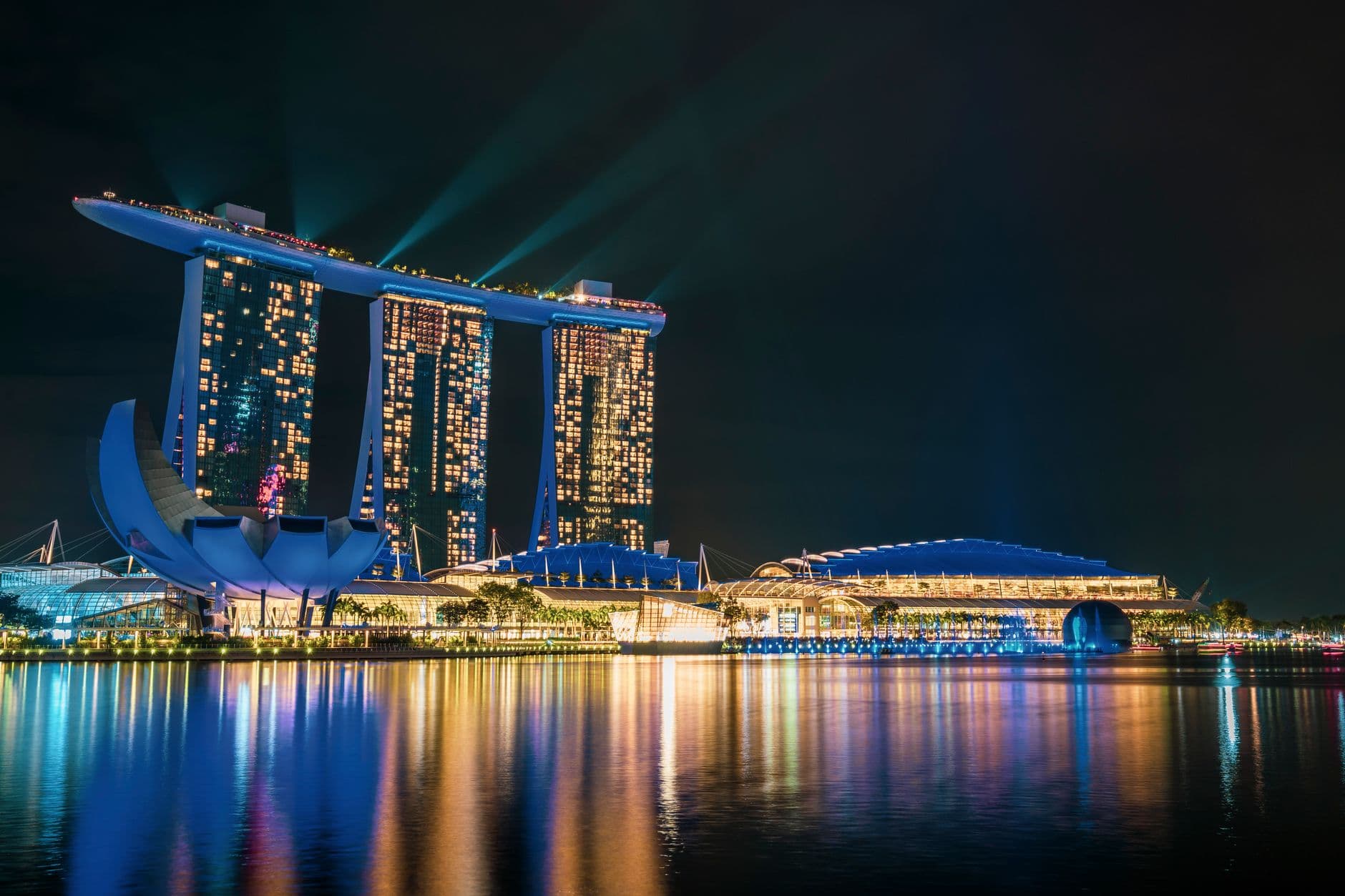 eSIM in Marina Bay Sands 2