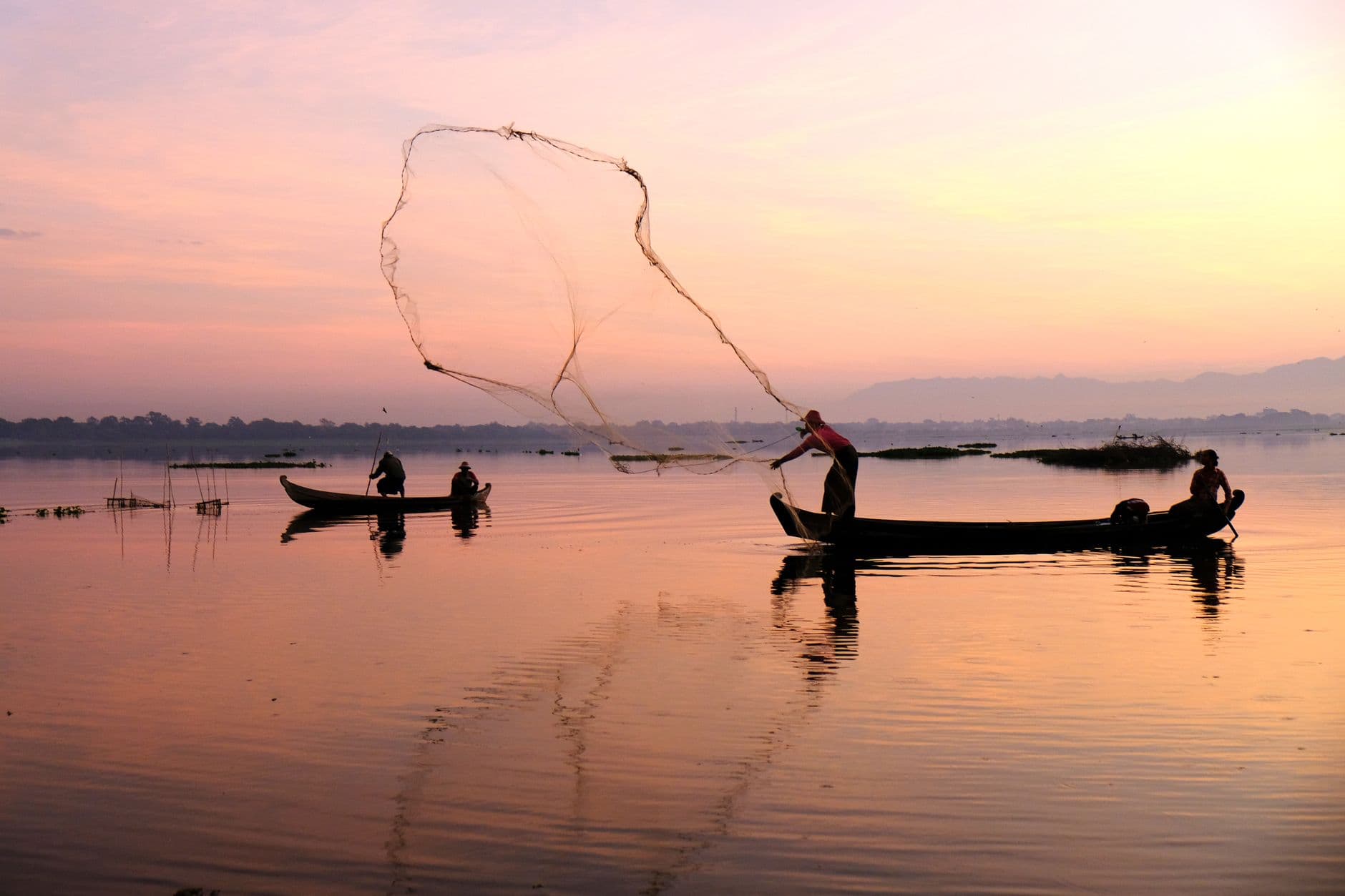 eSIM in Inle Lake 1