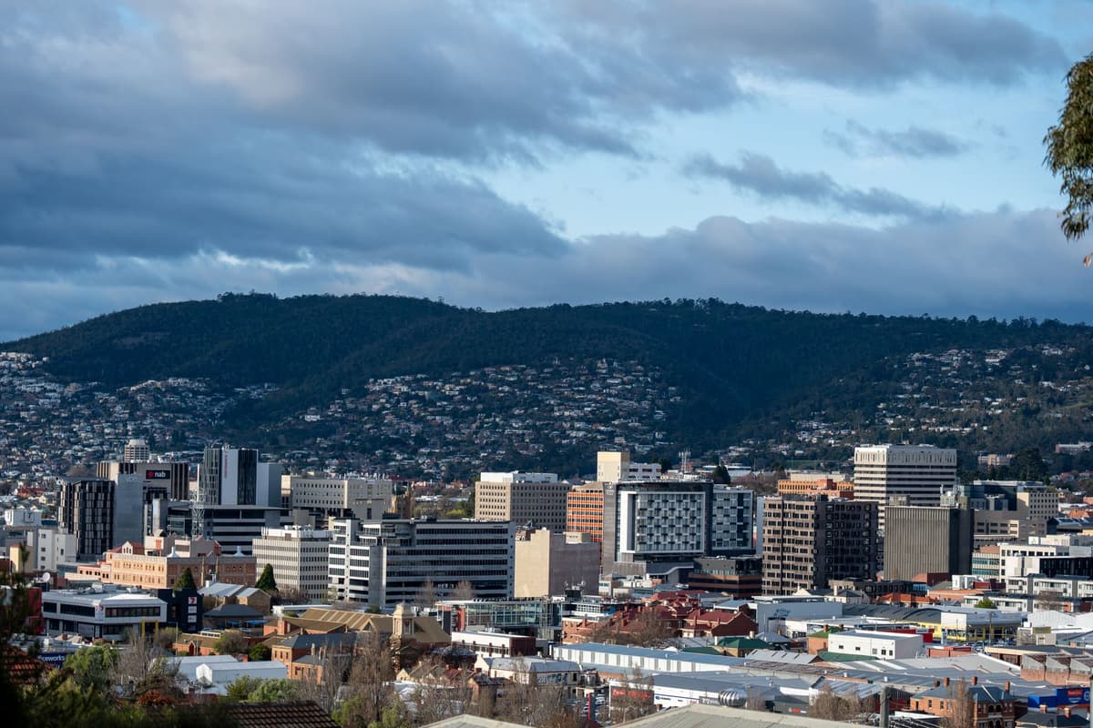 eSIM in Hobart 1