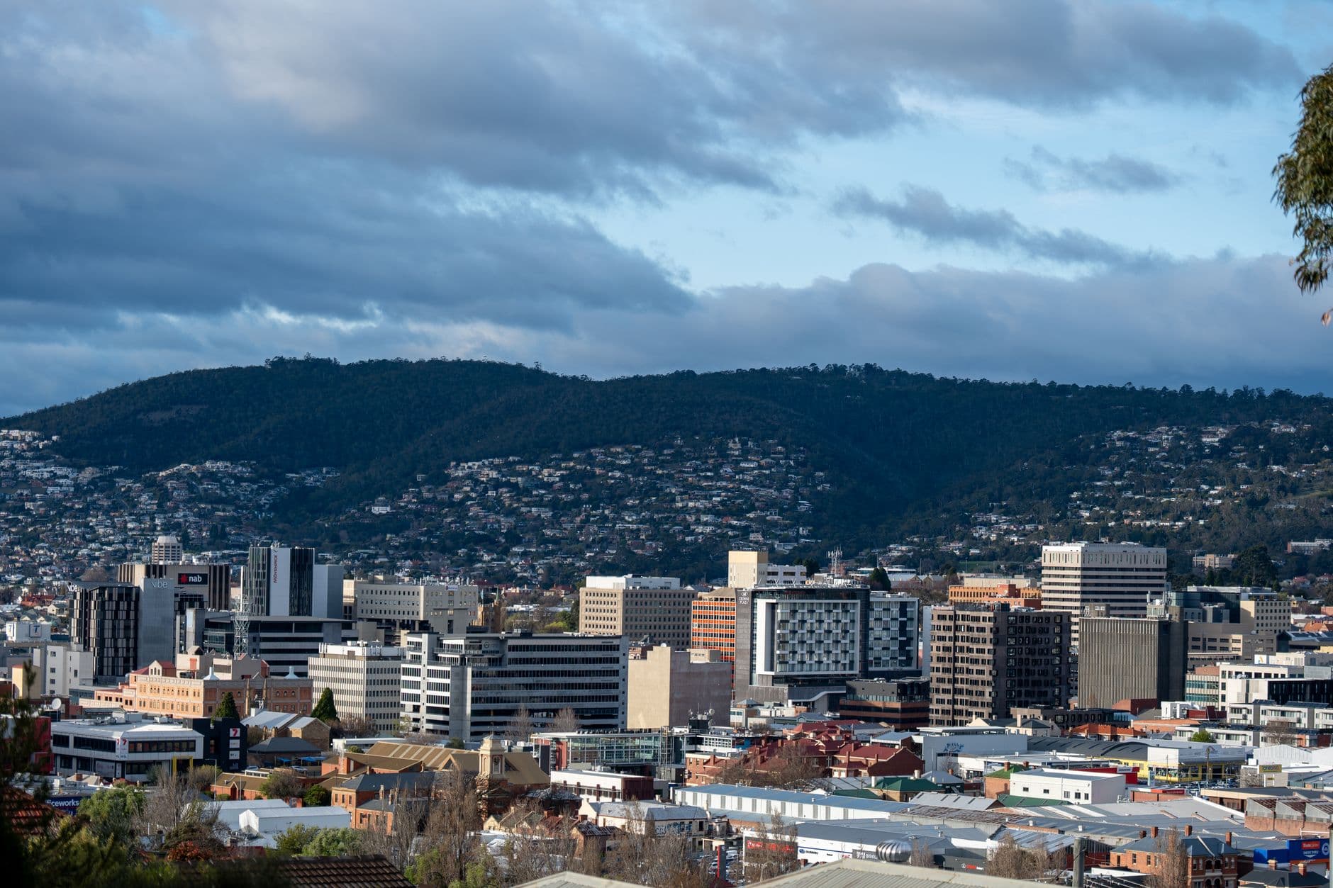 eSIM in Hobart 1
