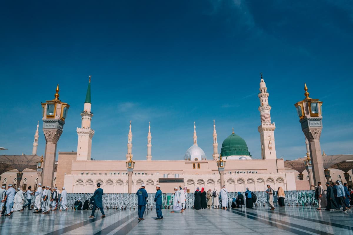 eSIM in Medina 2