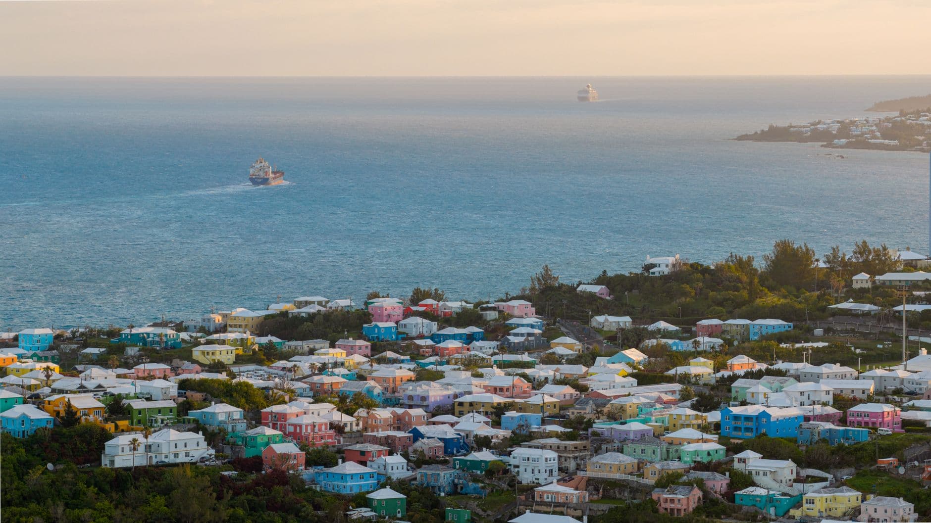 eSIM in Hamilton Bermuda 1