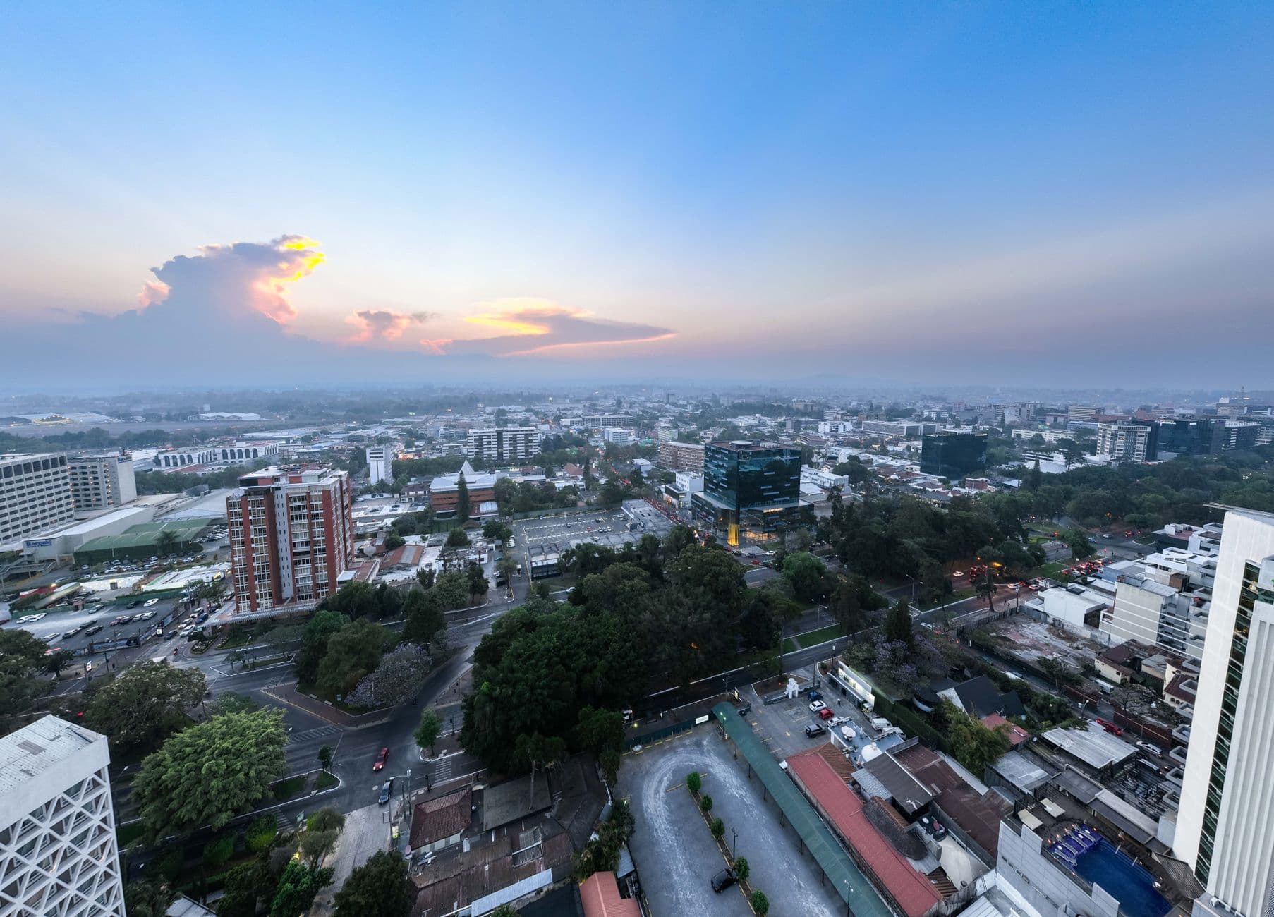 eSIM in Guatemala City 1