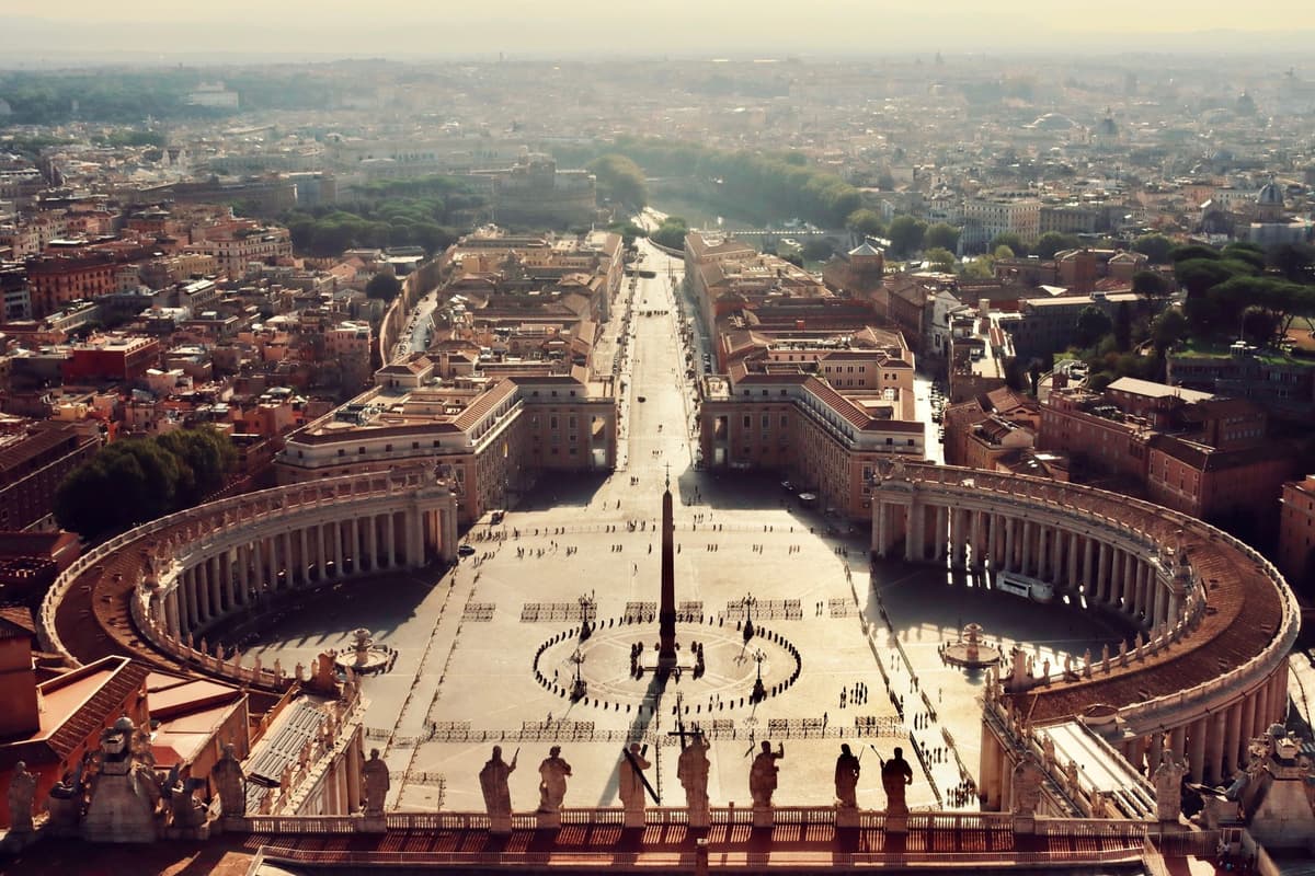 eSIM in St Peters Basilica 2
