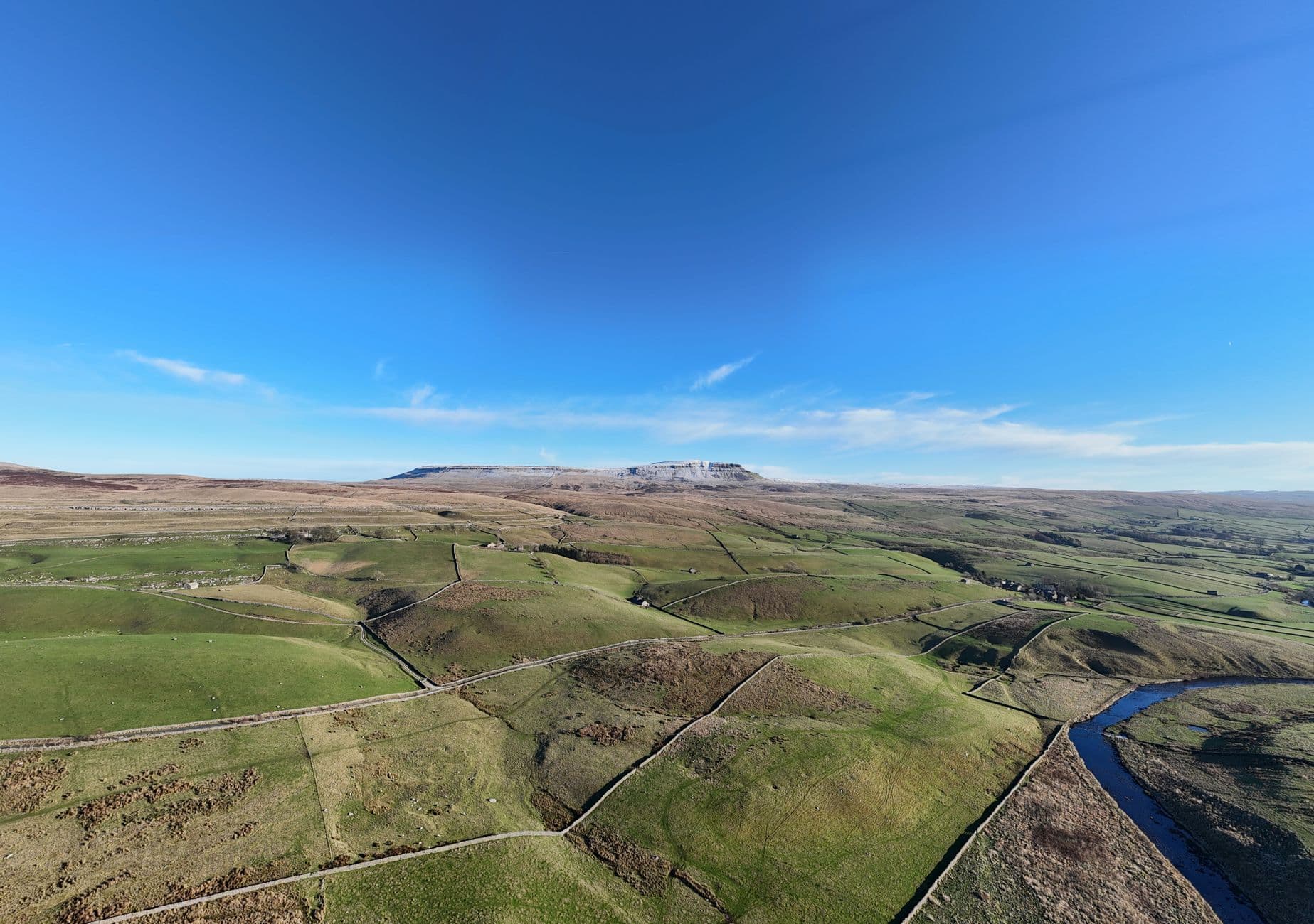 eSIM in Yorkshire Dales 1