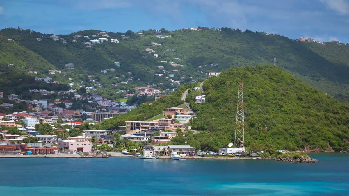 Dominica 8