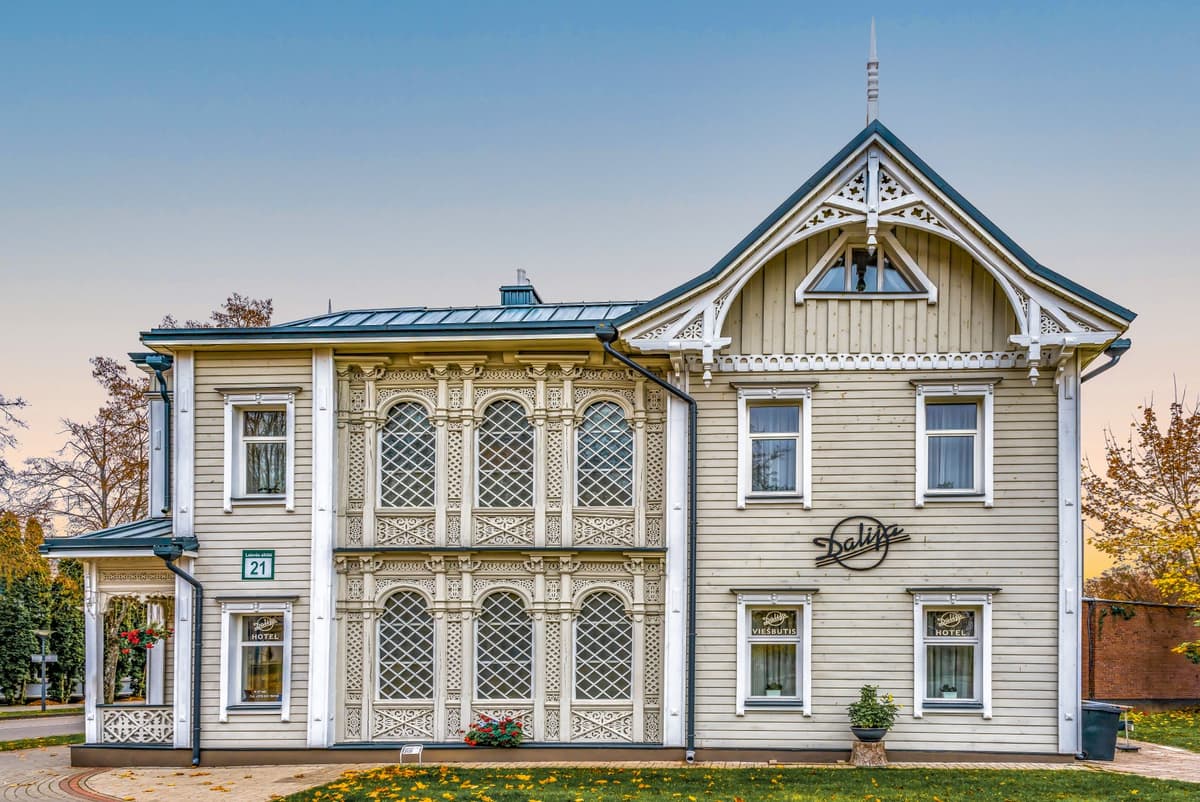 Lithuania 4