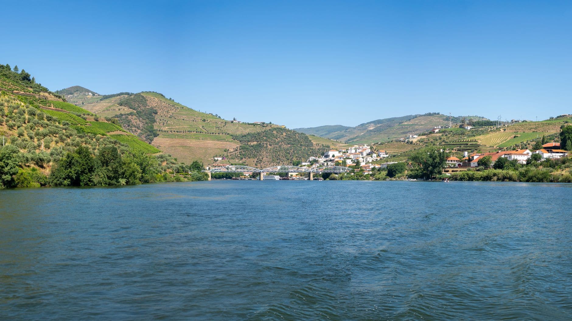 eSIM in Douro Valley 1