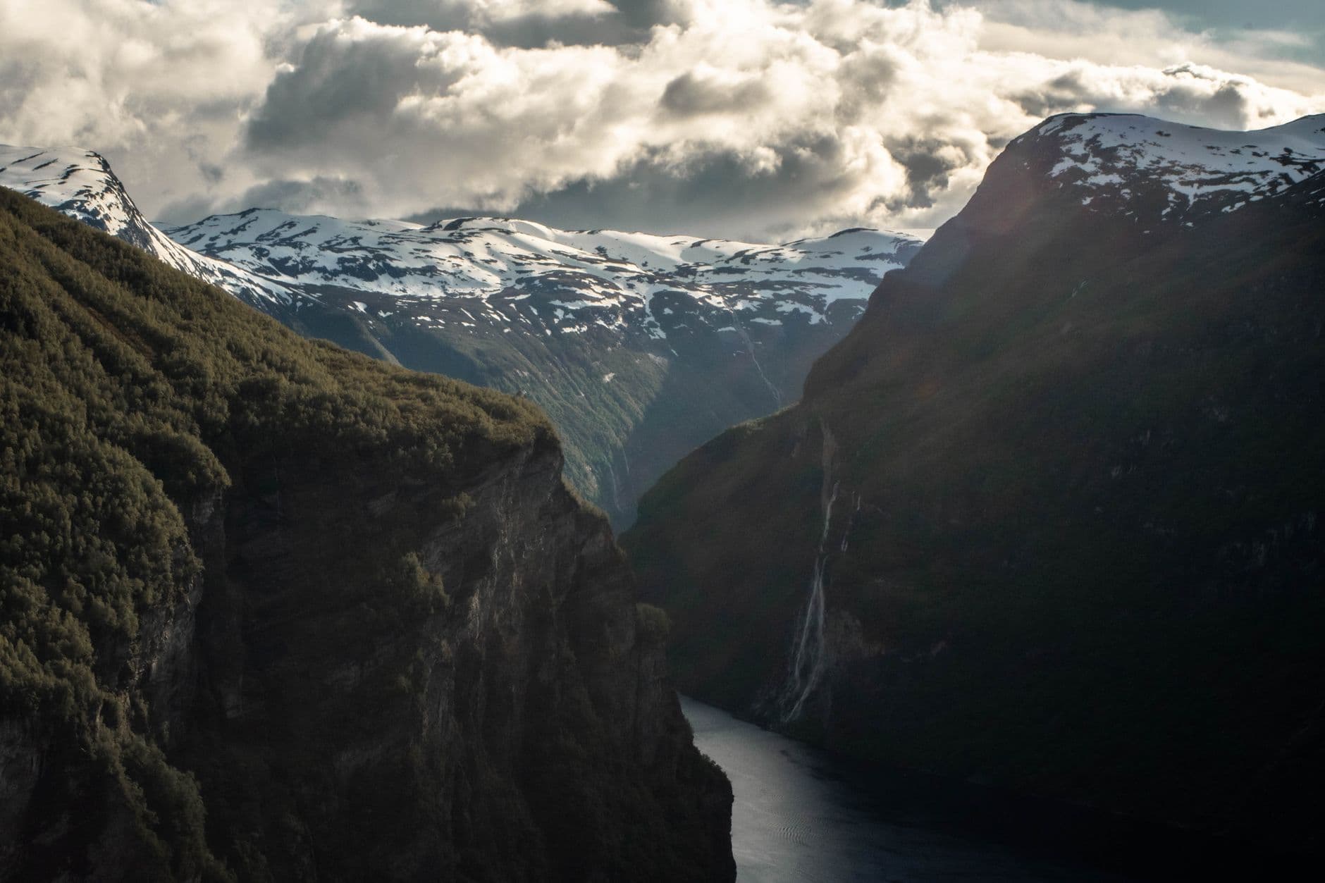 eSIM in Geirangerfjord 1