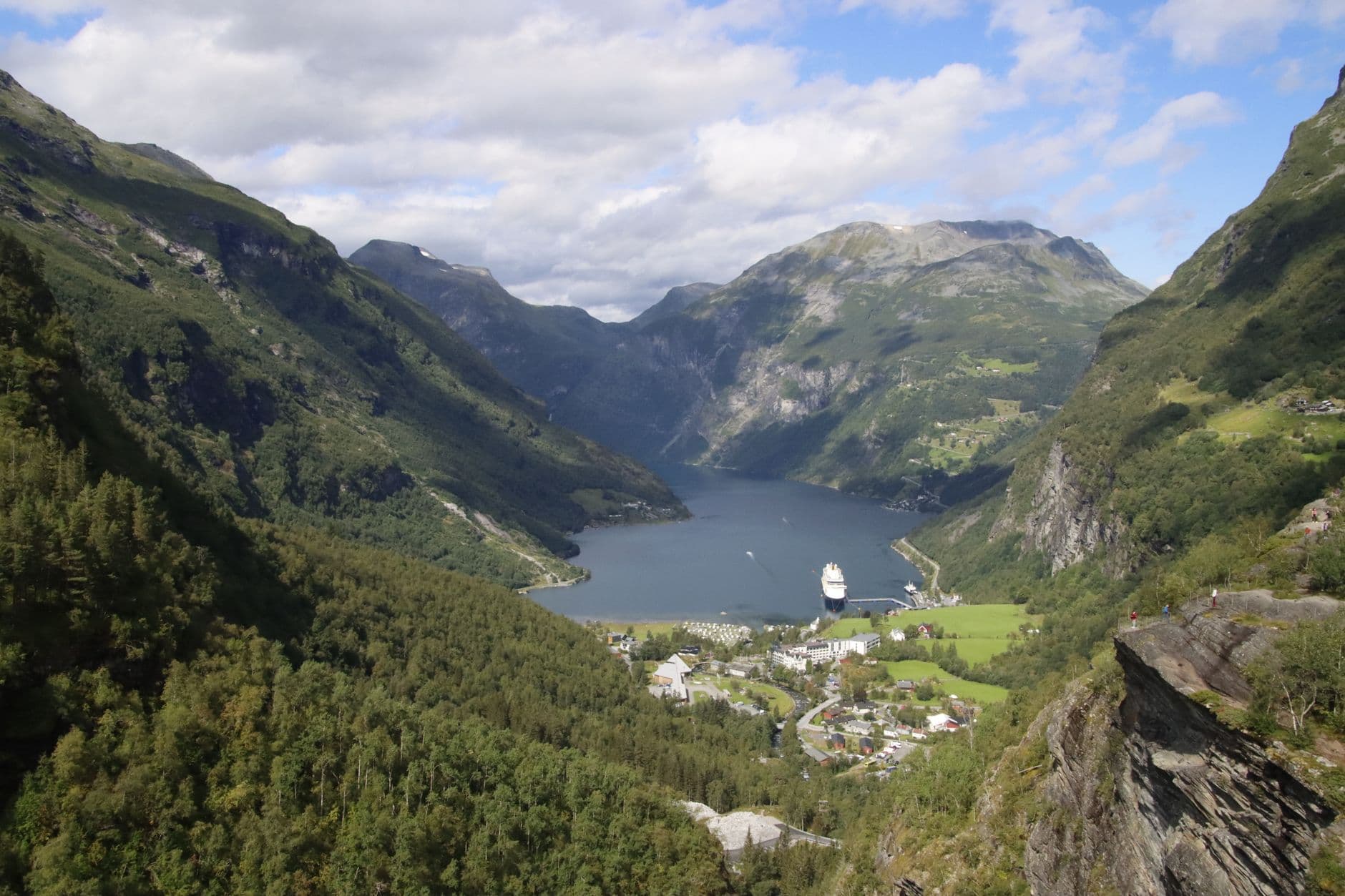 eSIM in Geirangerfjord 2