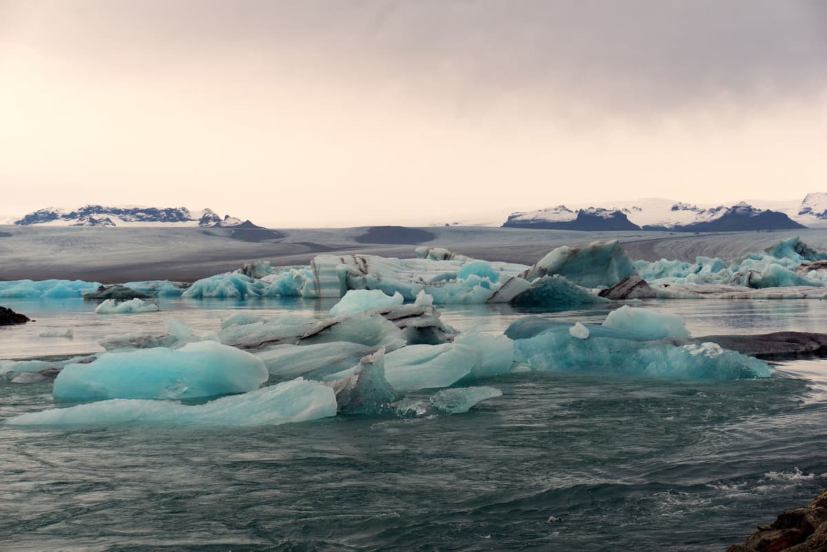 eSIM in Jokulsarlon Glacier Lagoon 1