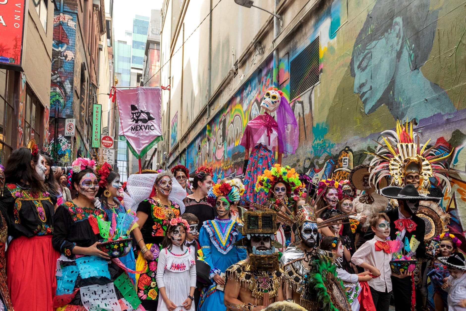 eSIM in Day of the Dead 1