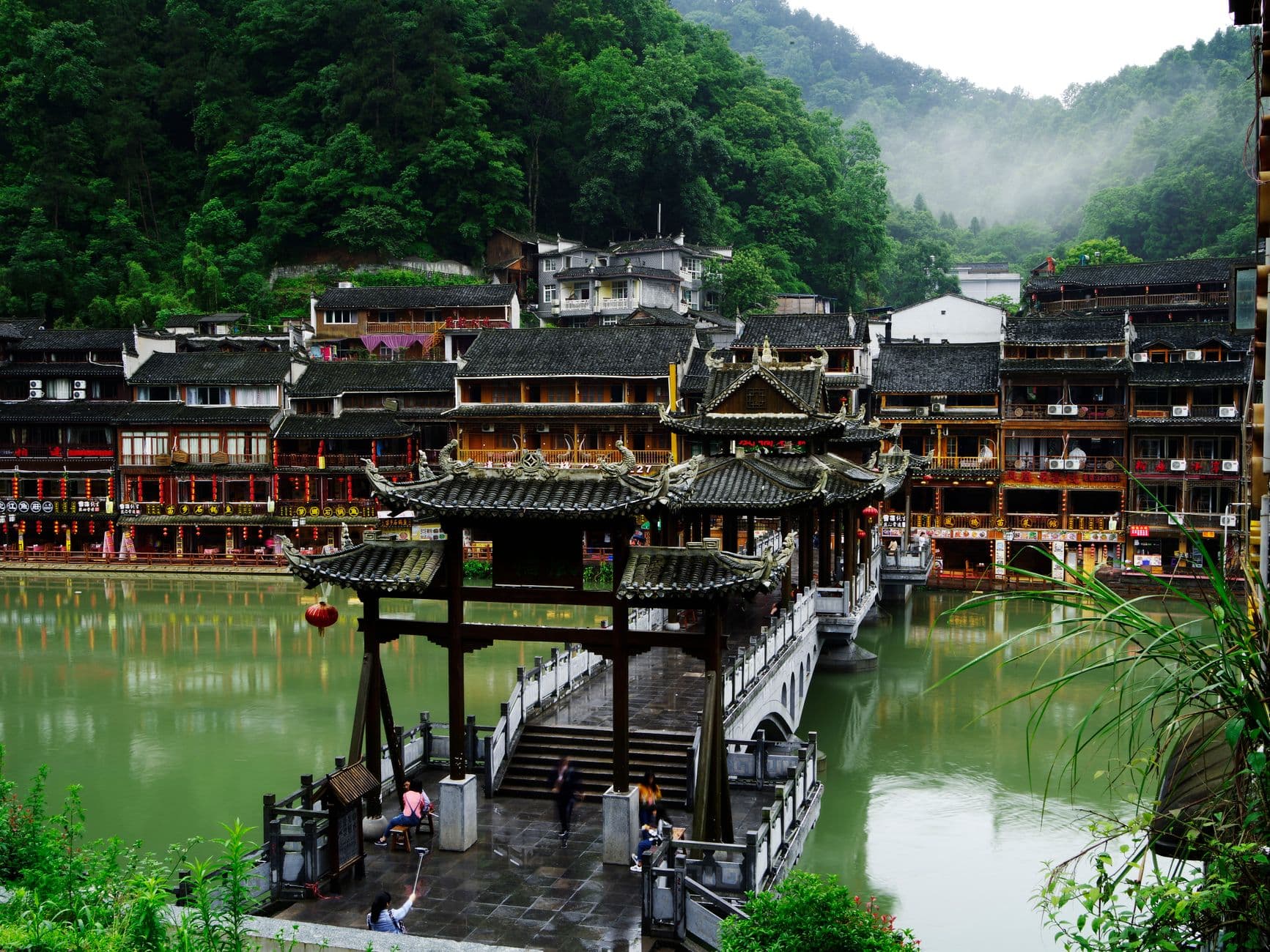 eSIM in Fenghuang Ancient Town 1