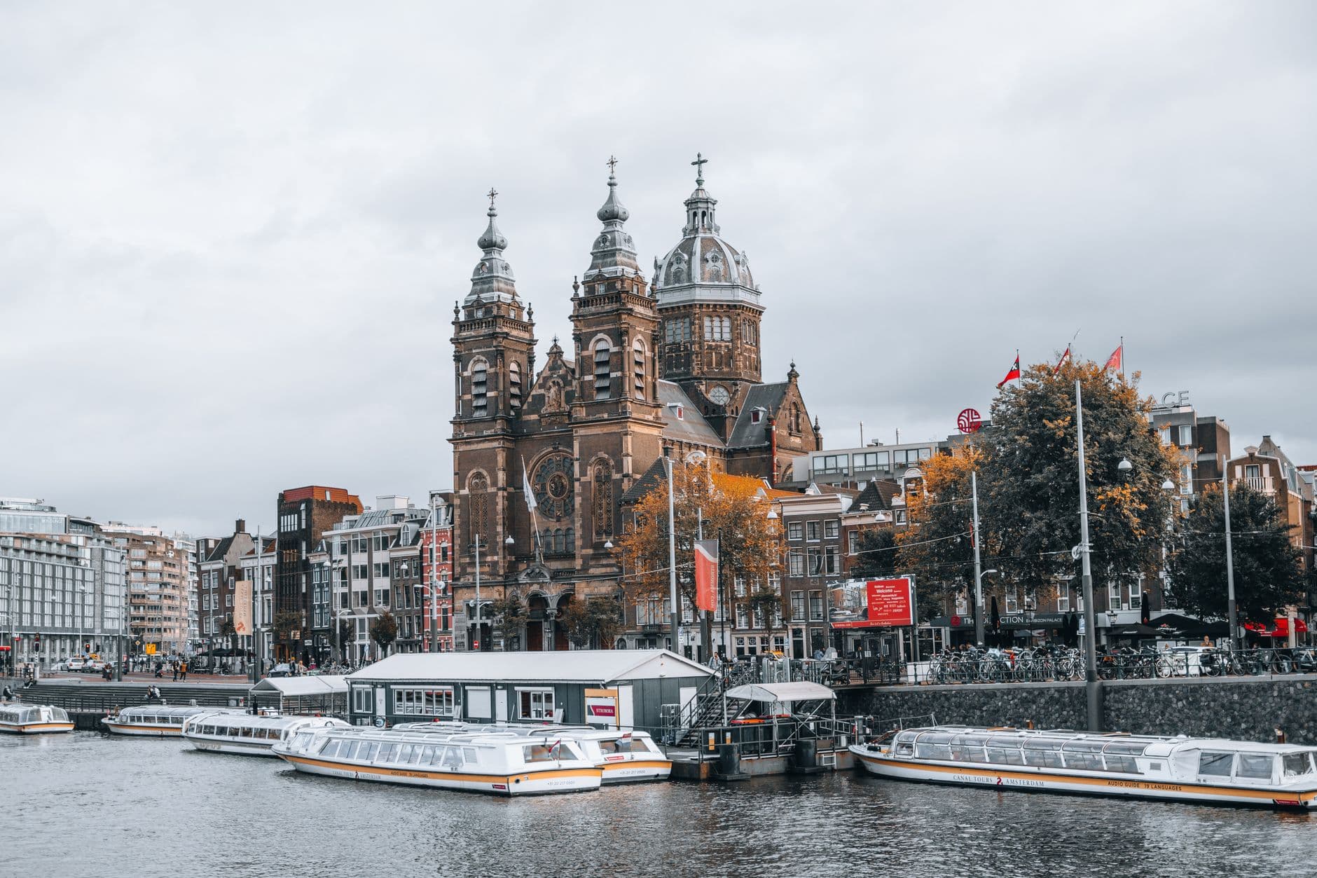 eSIM in Amsterdam 2