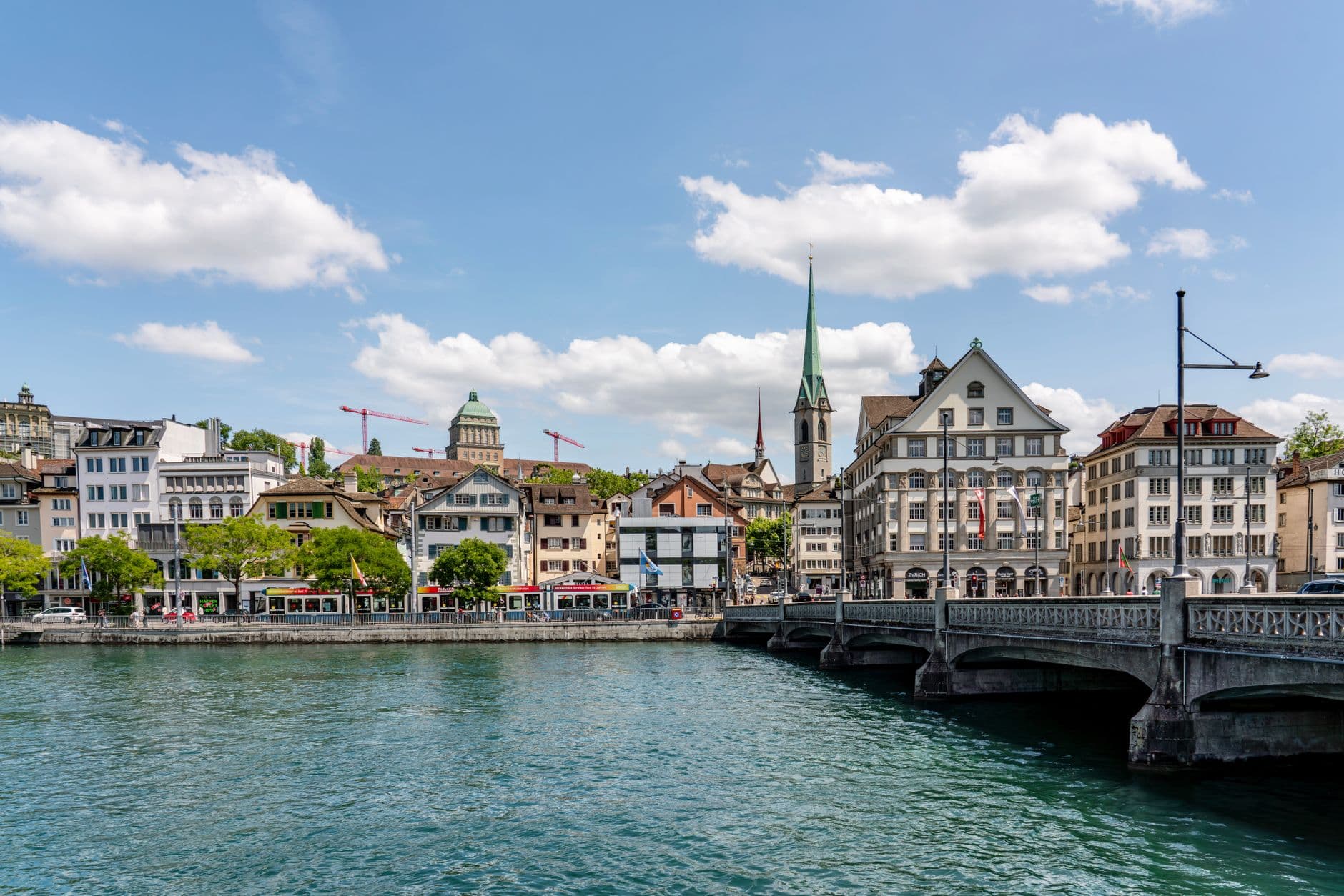 eSIM in Zurich 1