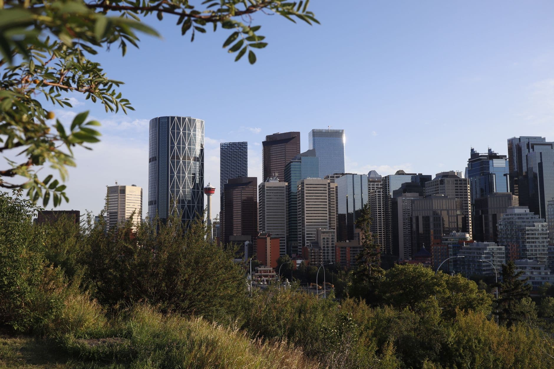 eSIM in Calgary 1