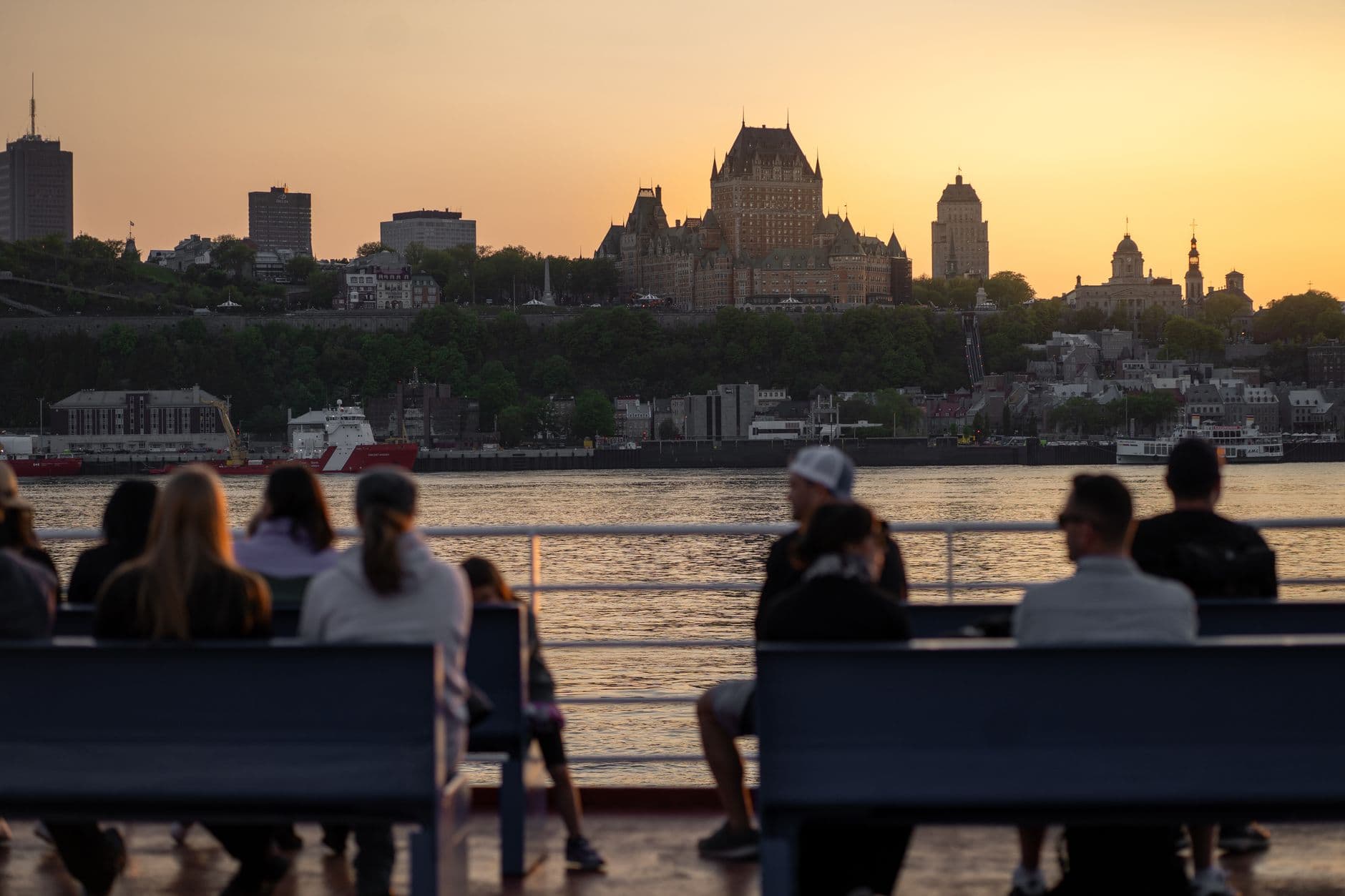 eSIM in Quebec City 2