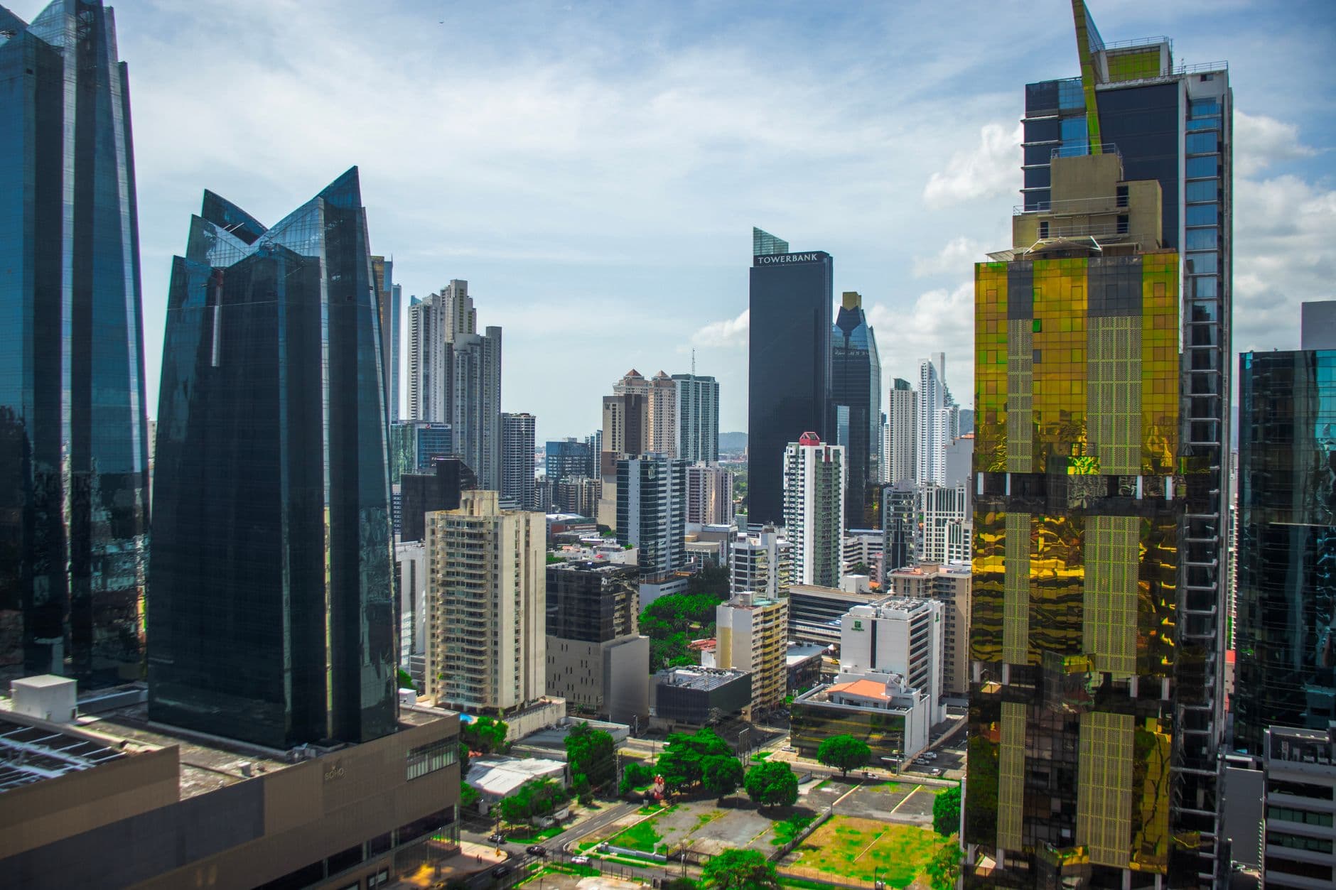 eSIM in Panama City 2