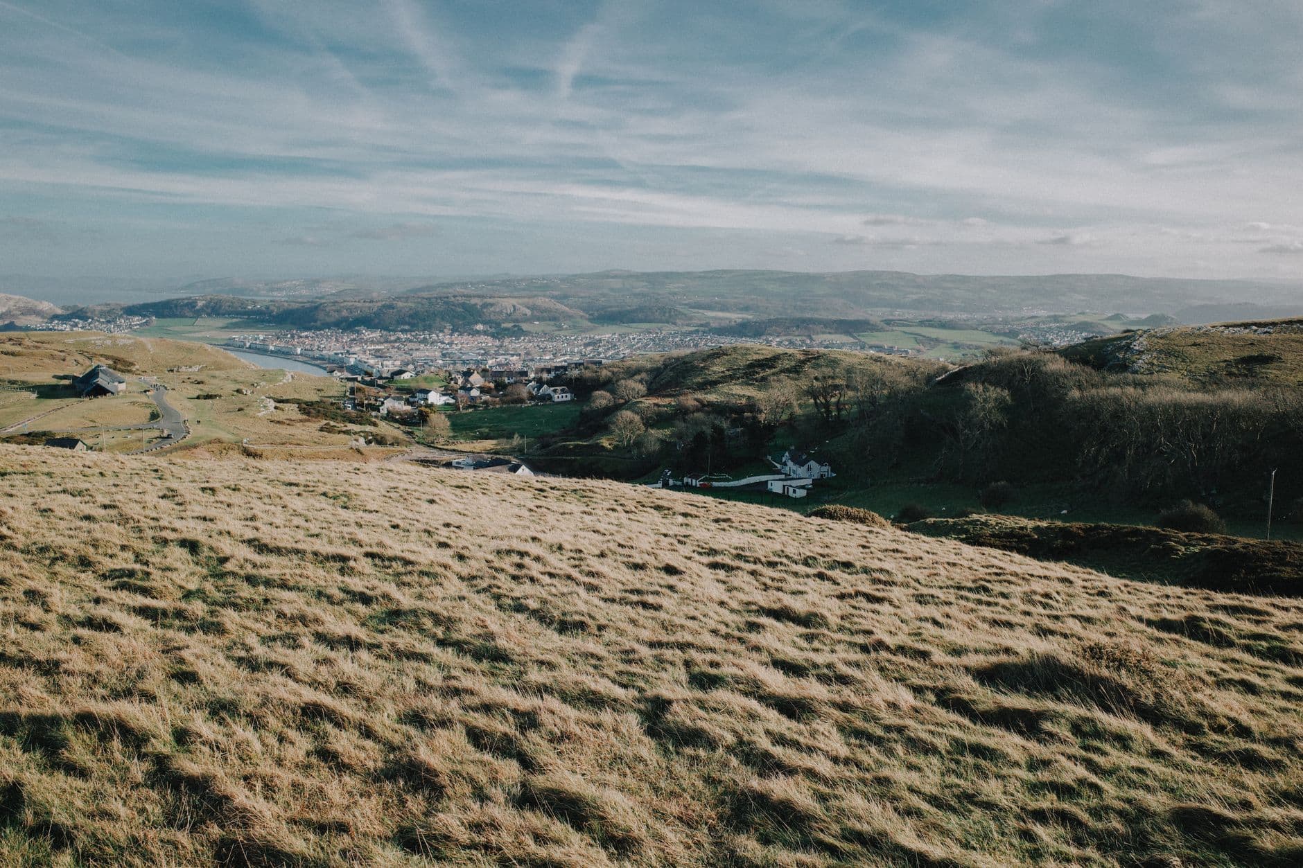 eSIM in Wales 2