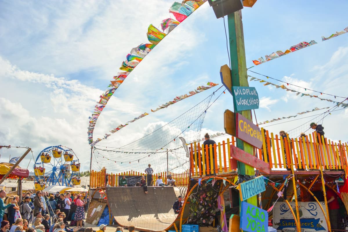 eSIM in Glastonbury Festival 2