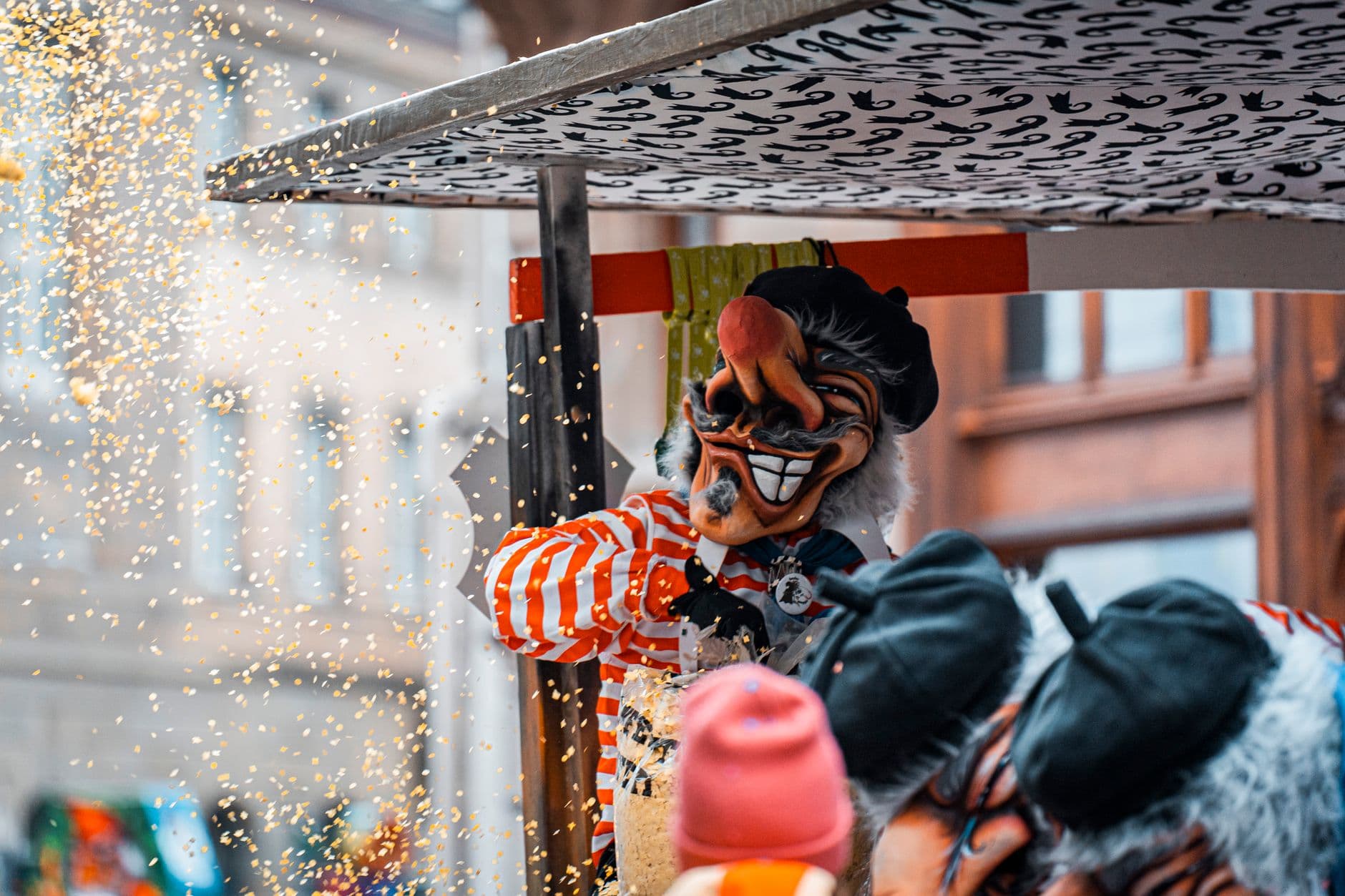 eSIM in Cologne Carnival 1