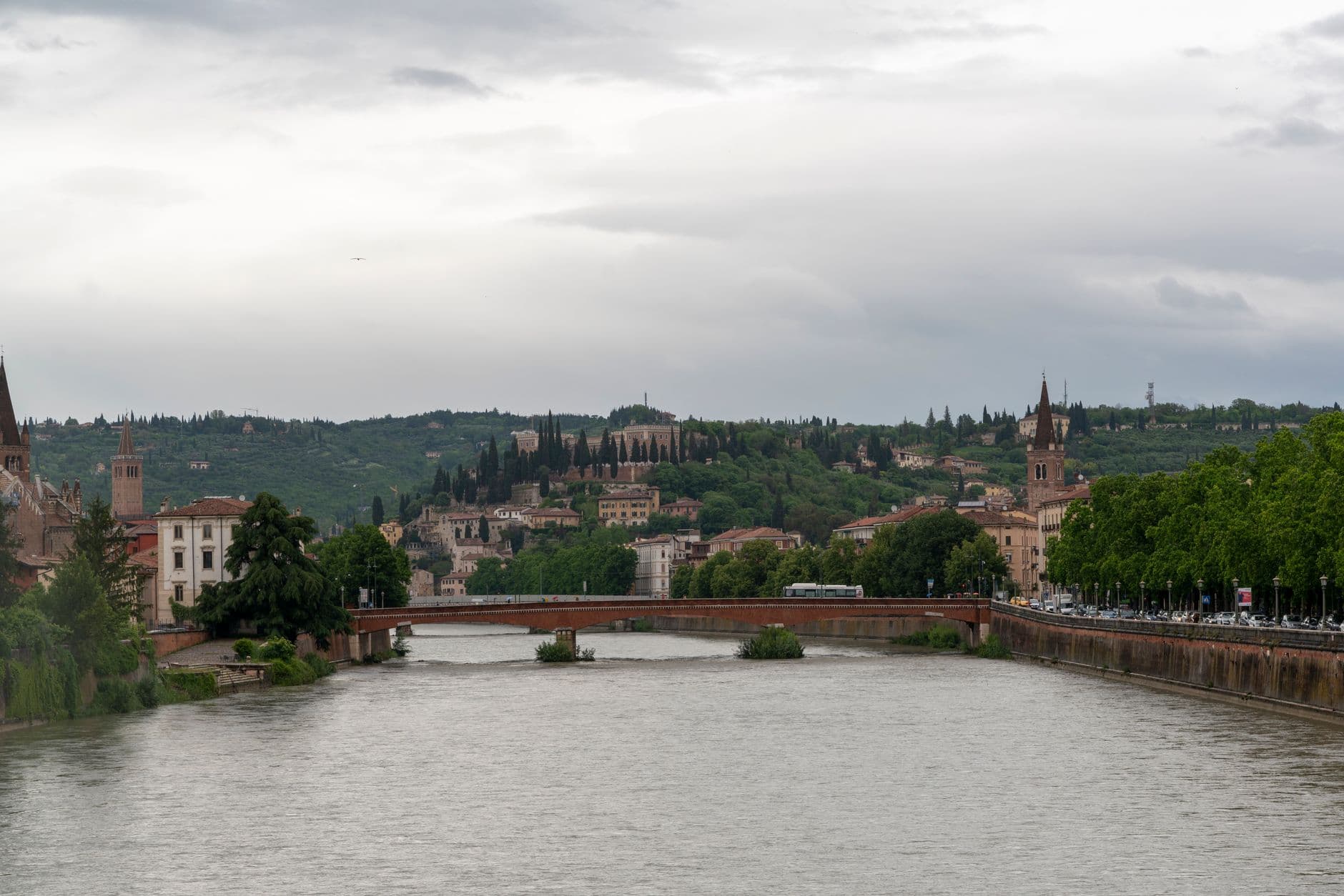 eSIM in Verona 1