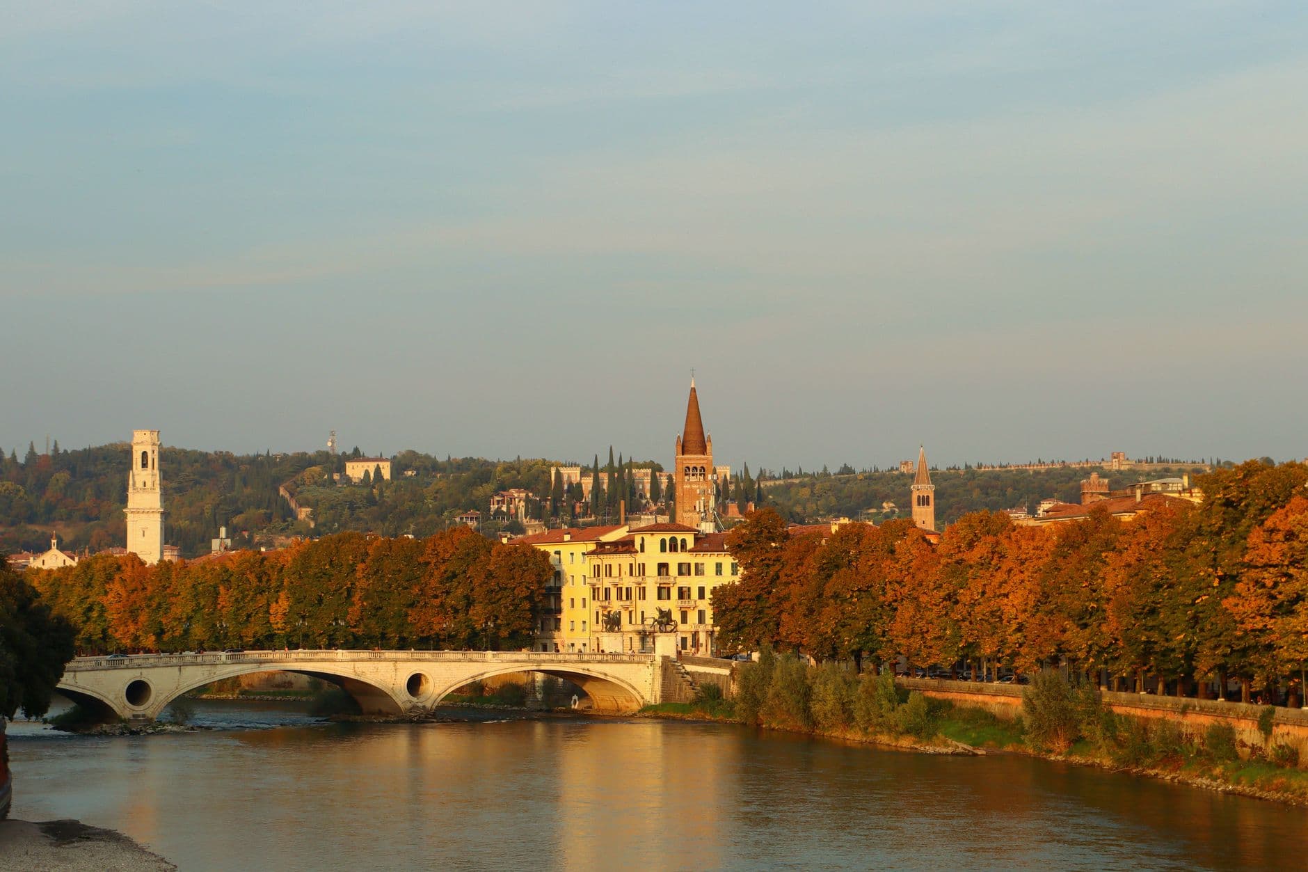 eSIM in Verona 2