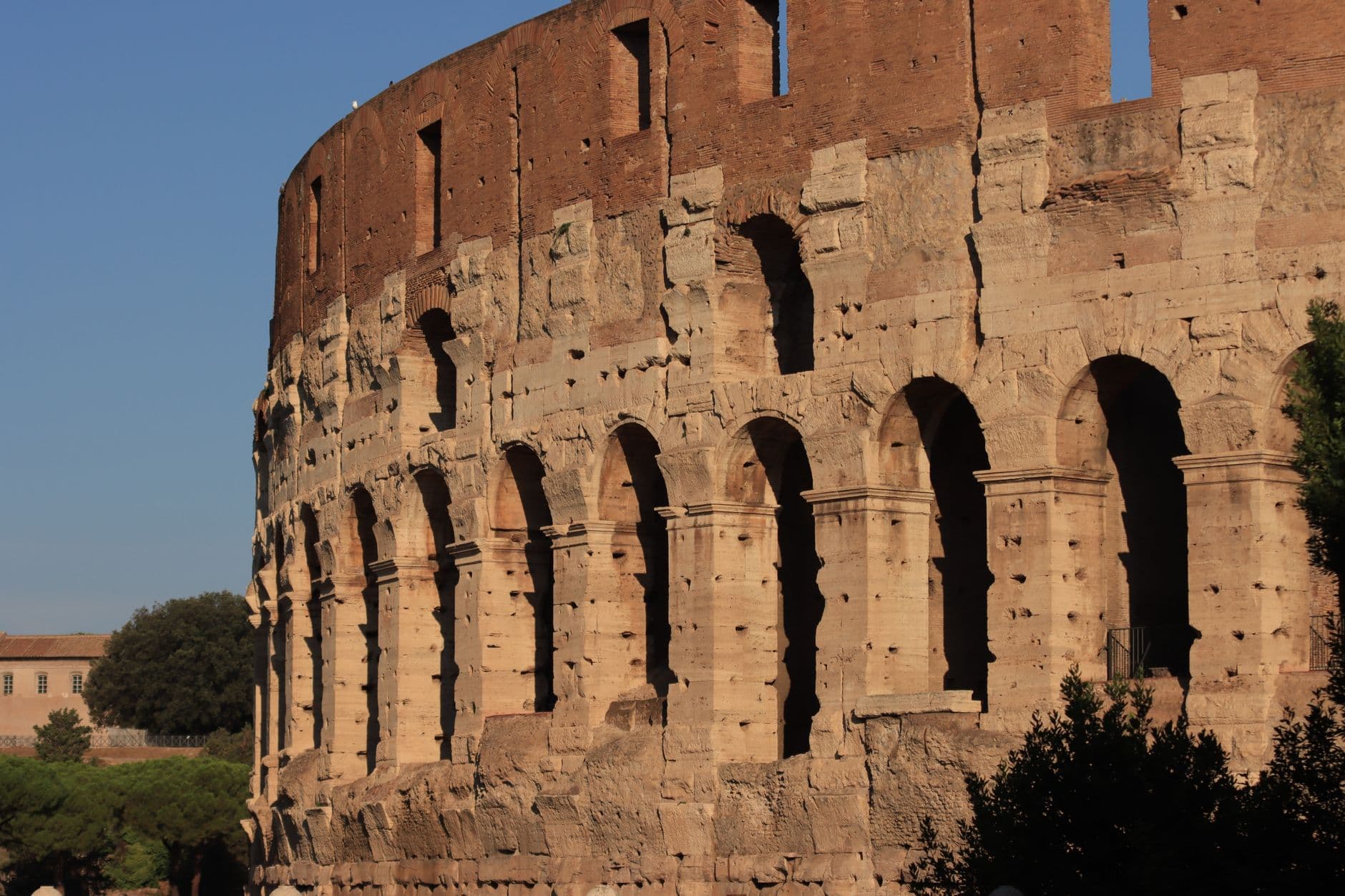 eSIM in Colosseum 1