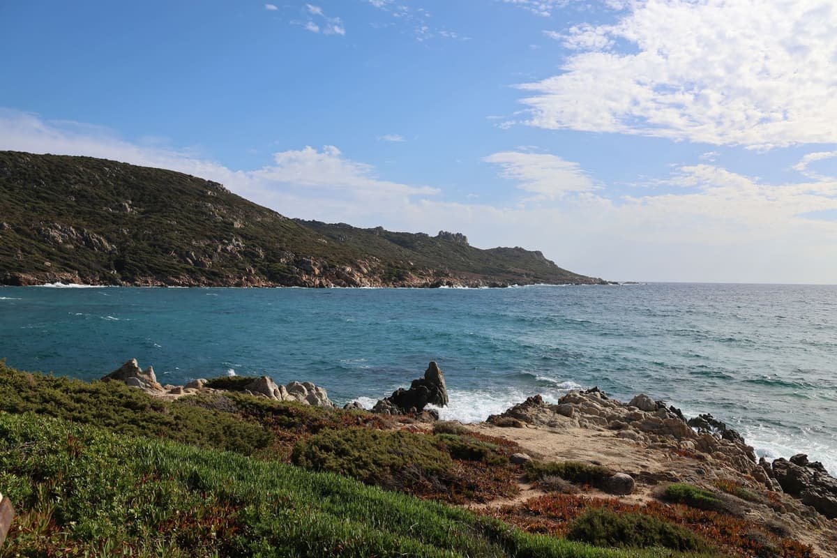 eSIM in Sardinia 1