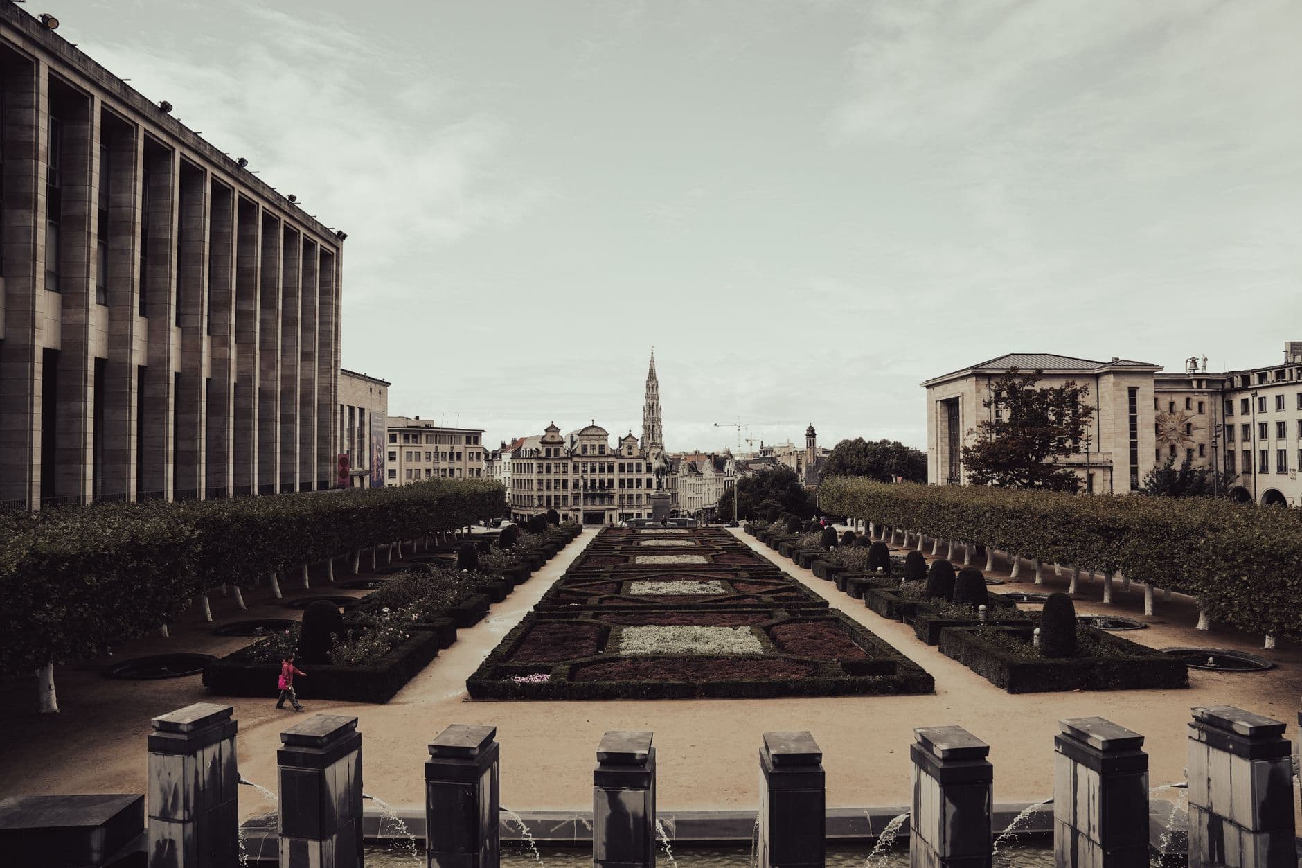 eSIM in Brussels 1