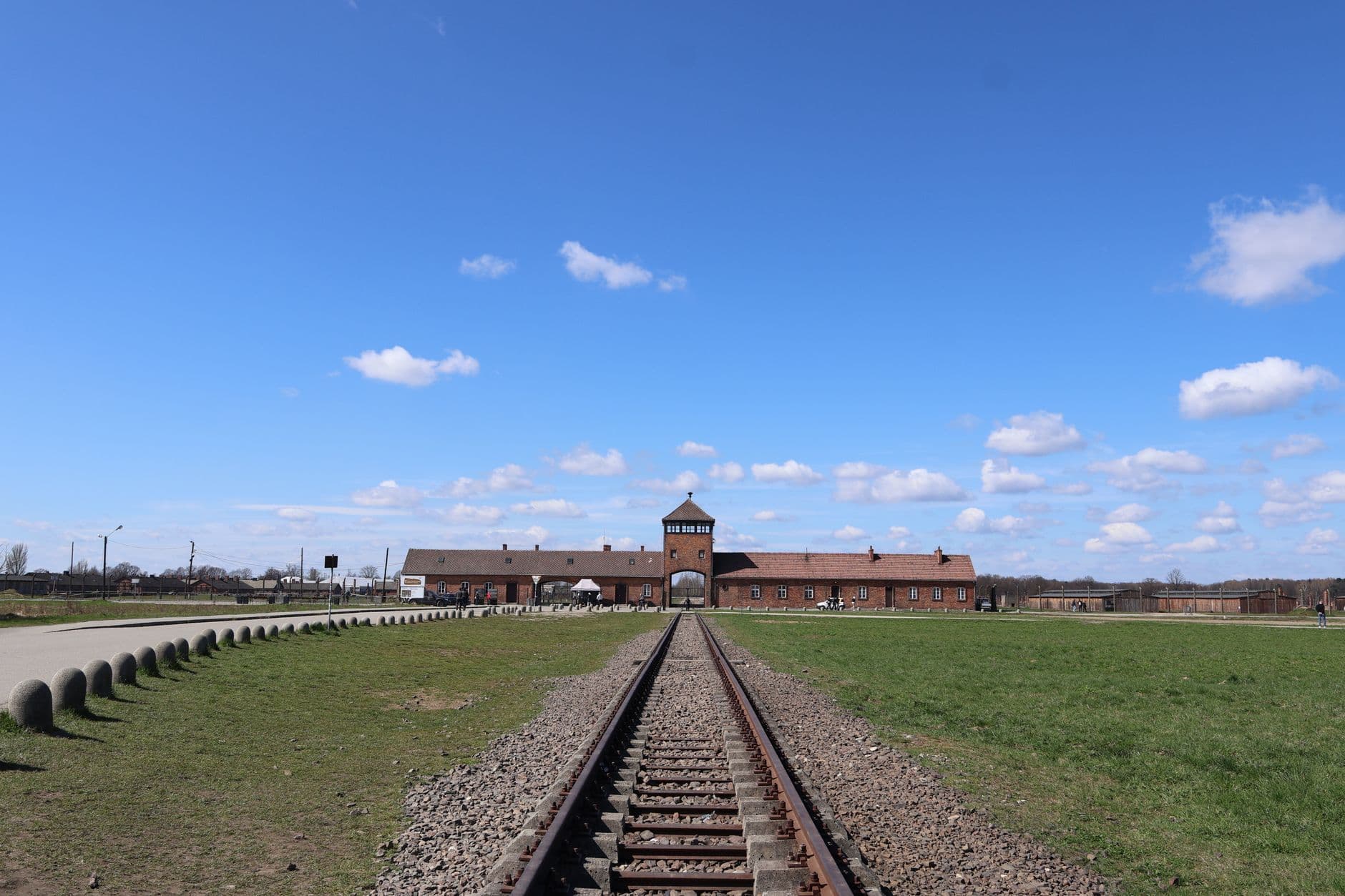 eSIM in Auschwitz 1