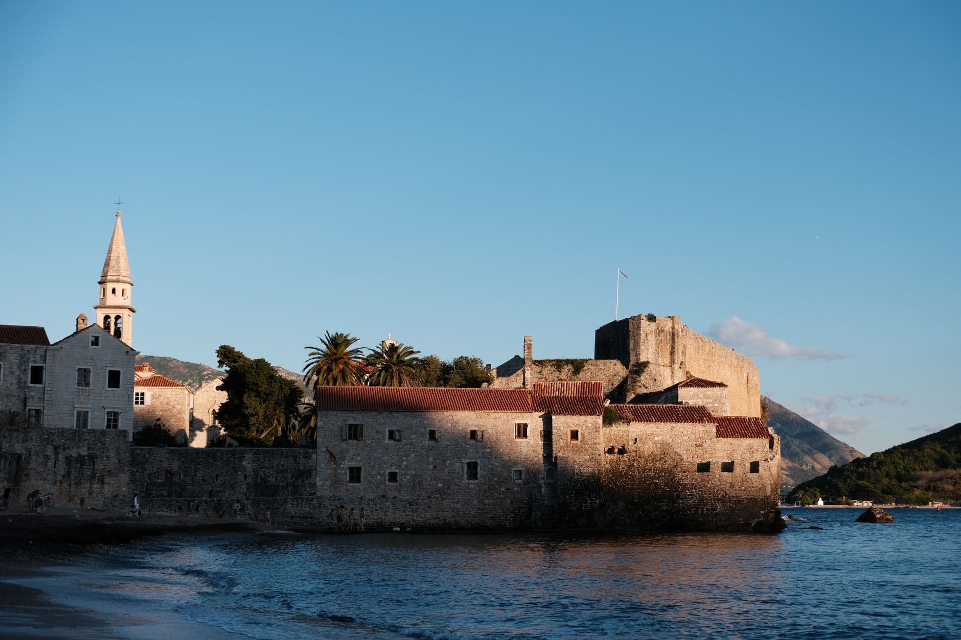 eSIM in Budva 1