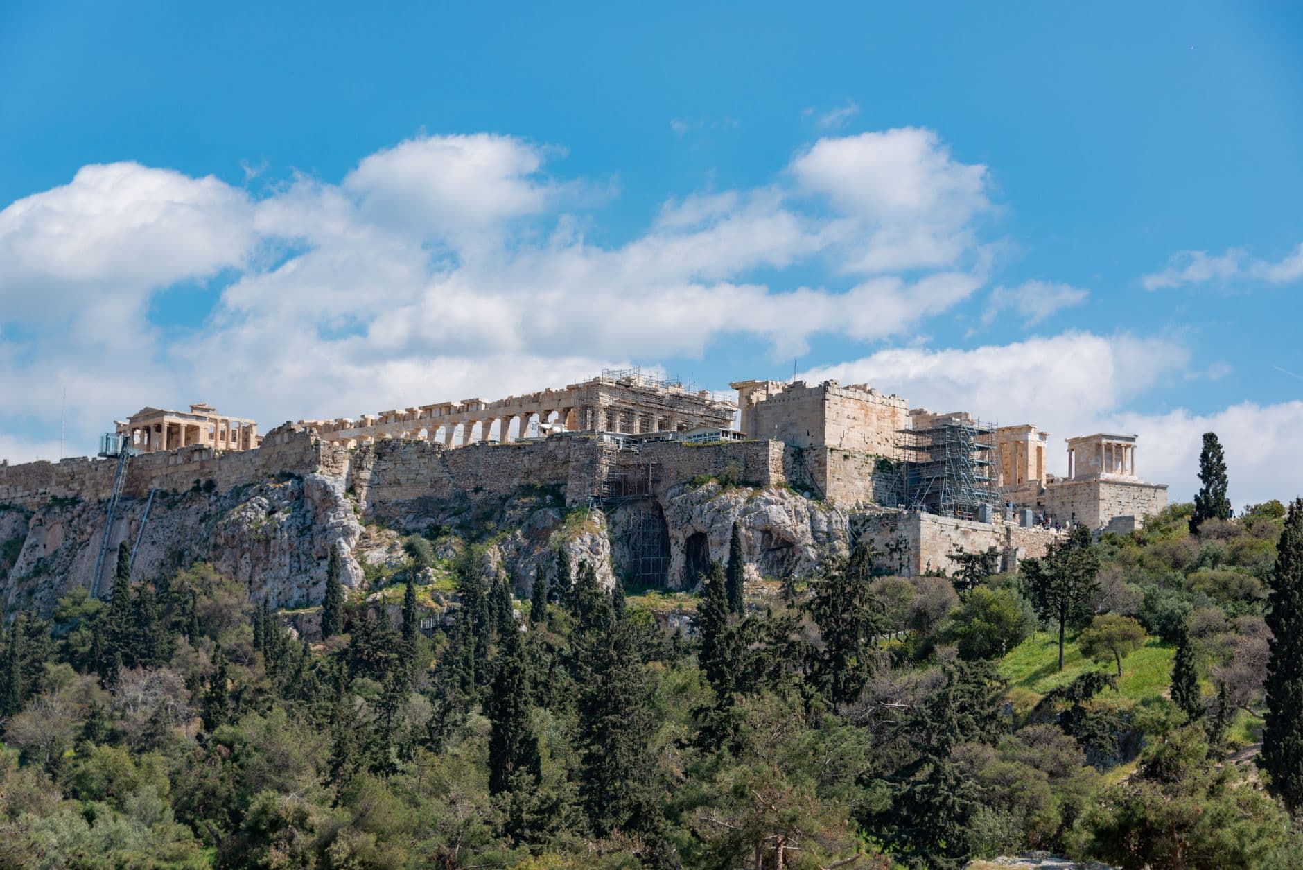 eSIM in Acropolis 1