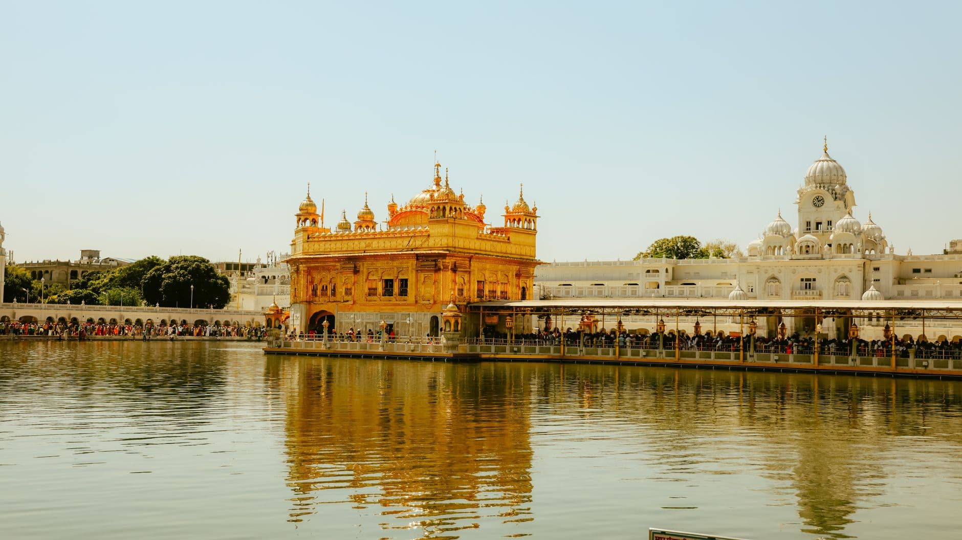 eSIM in Golden Temple 2