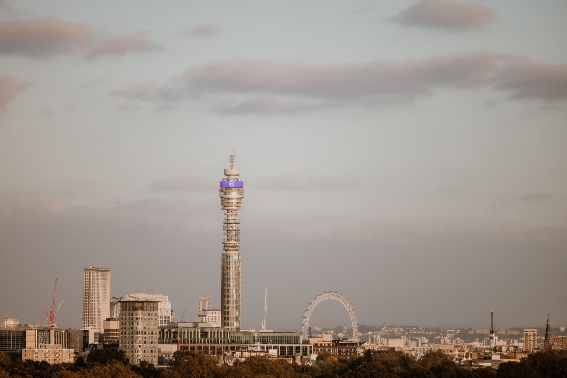eSIM in London 2