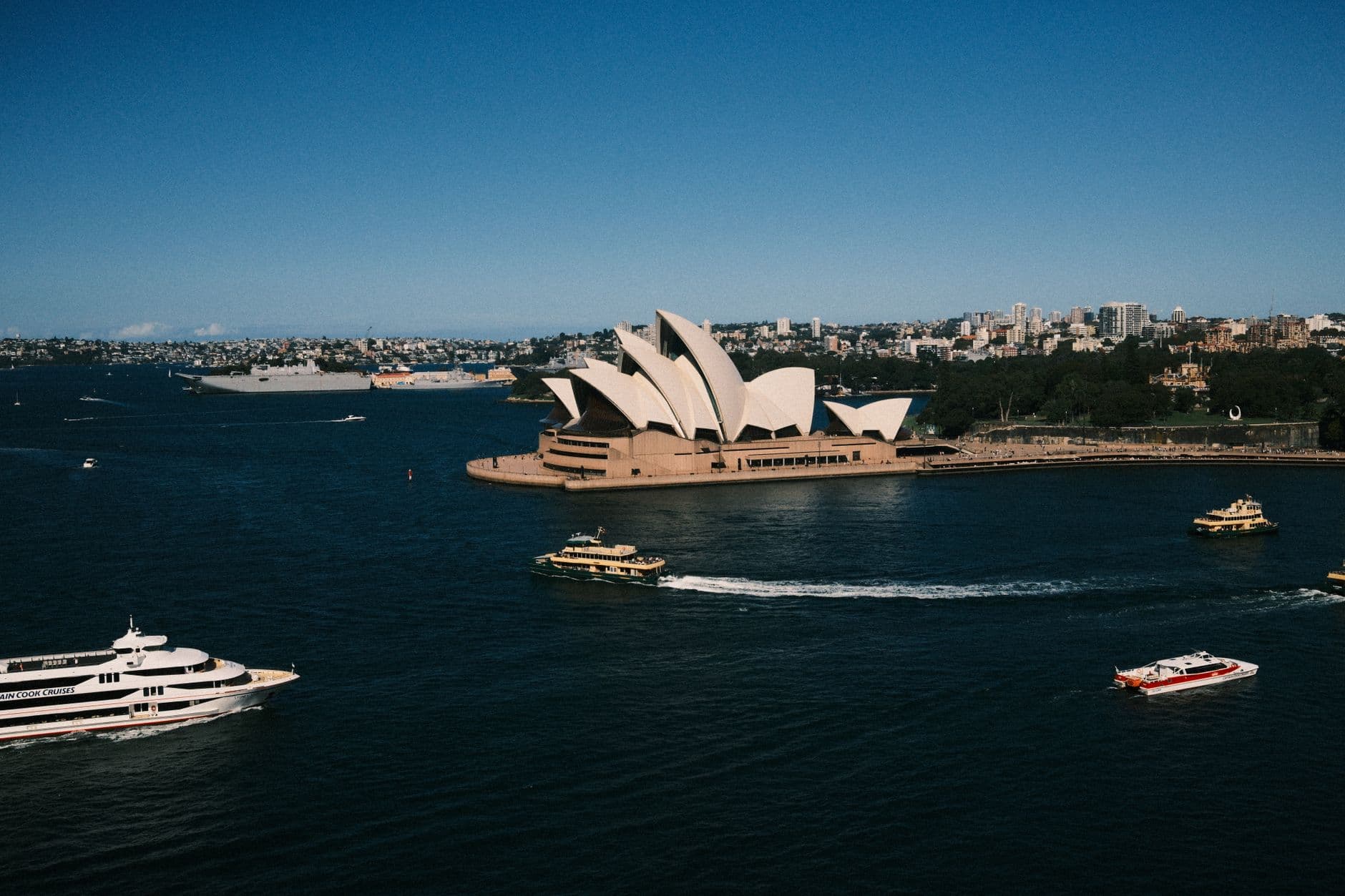 eSIM in Sydney Opera House 2