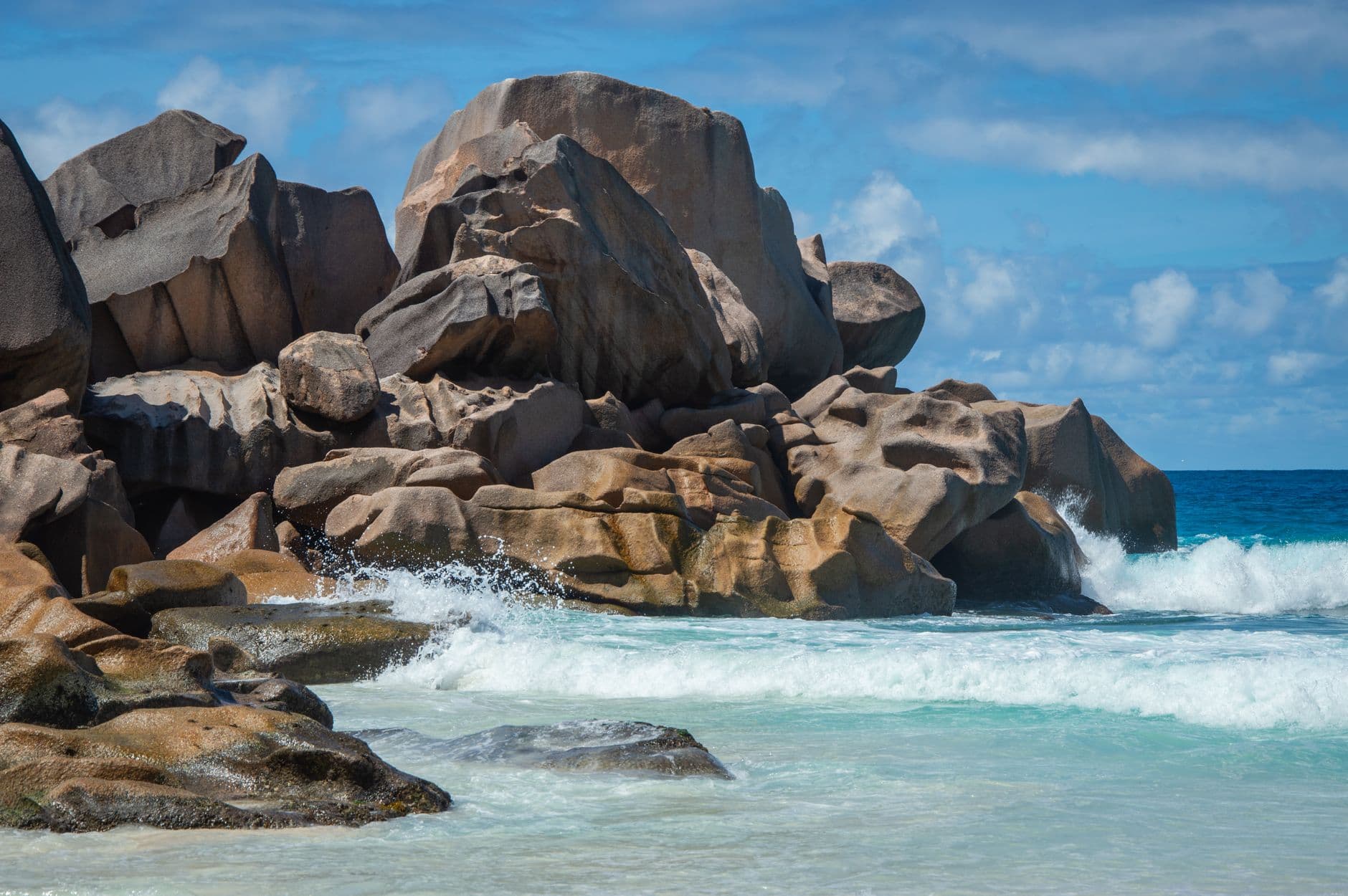 eSIM in La Digue 2