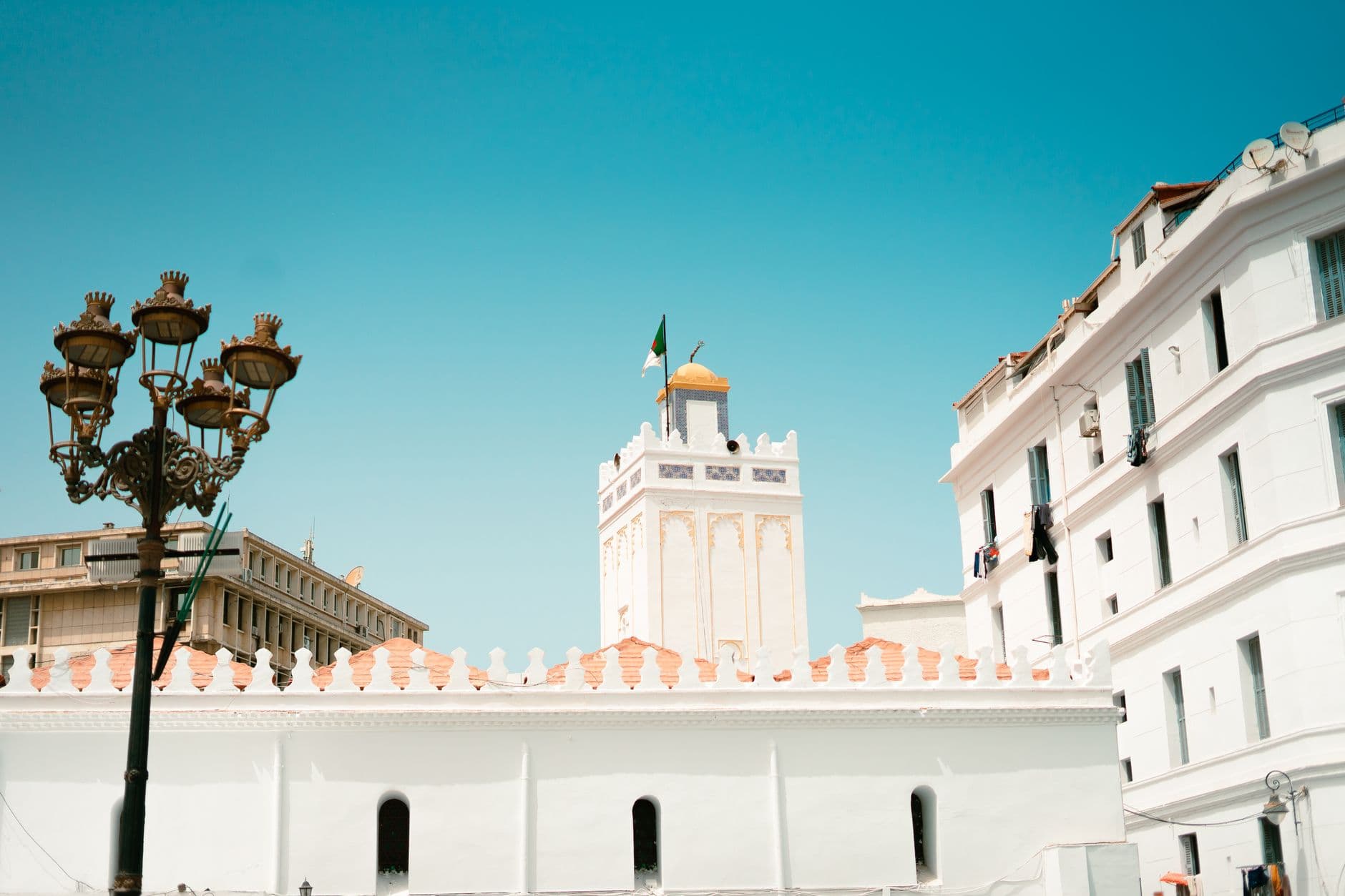 eSIM in Algiers 1