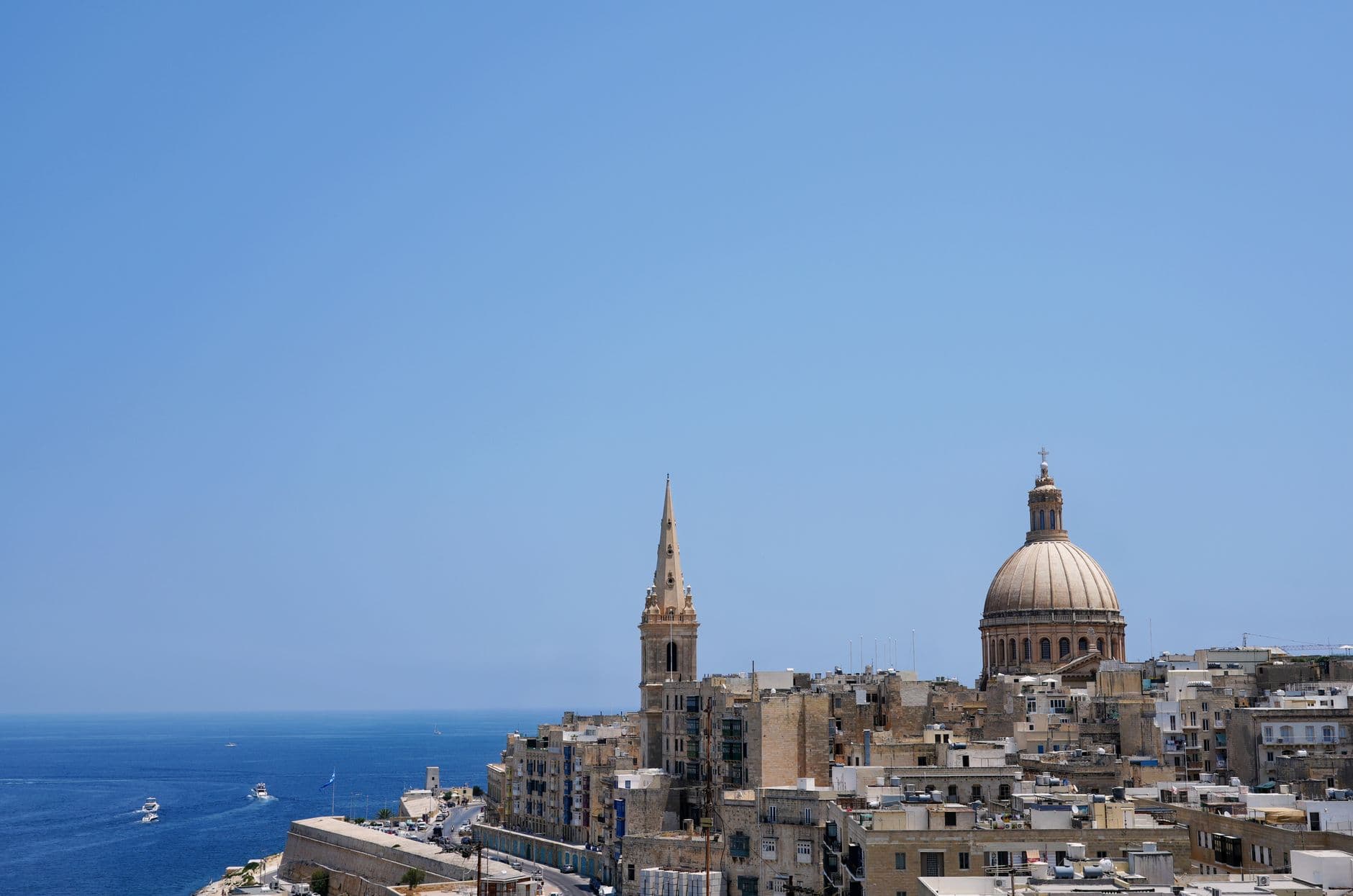 eSIM in St Peter Port 1