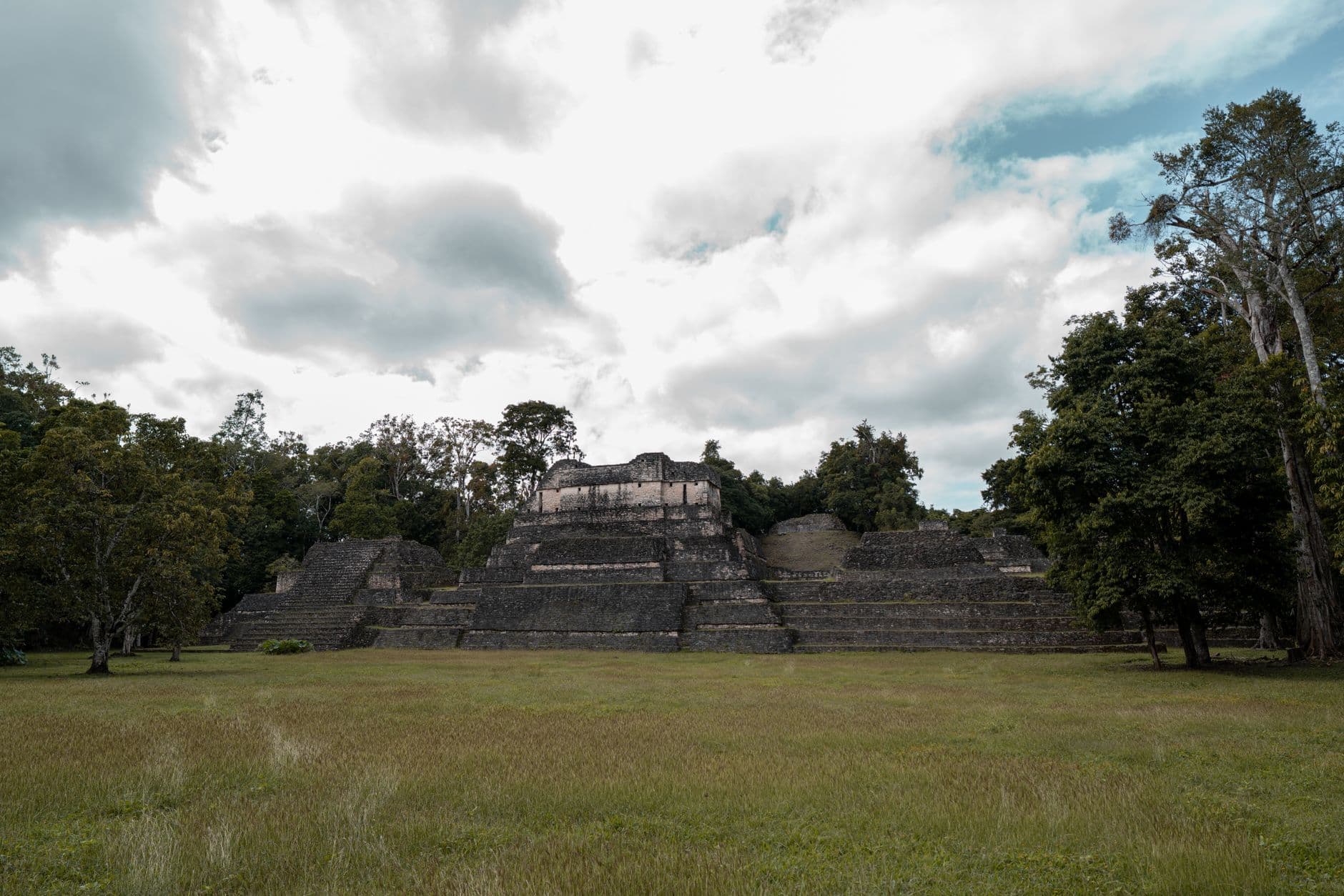 eSIM in Tikal 2