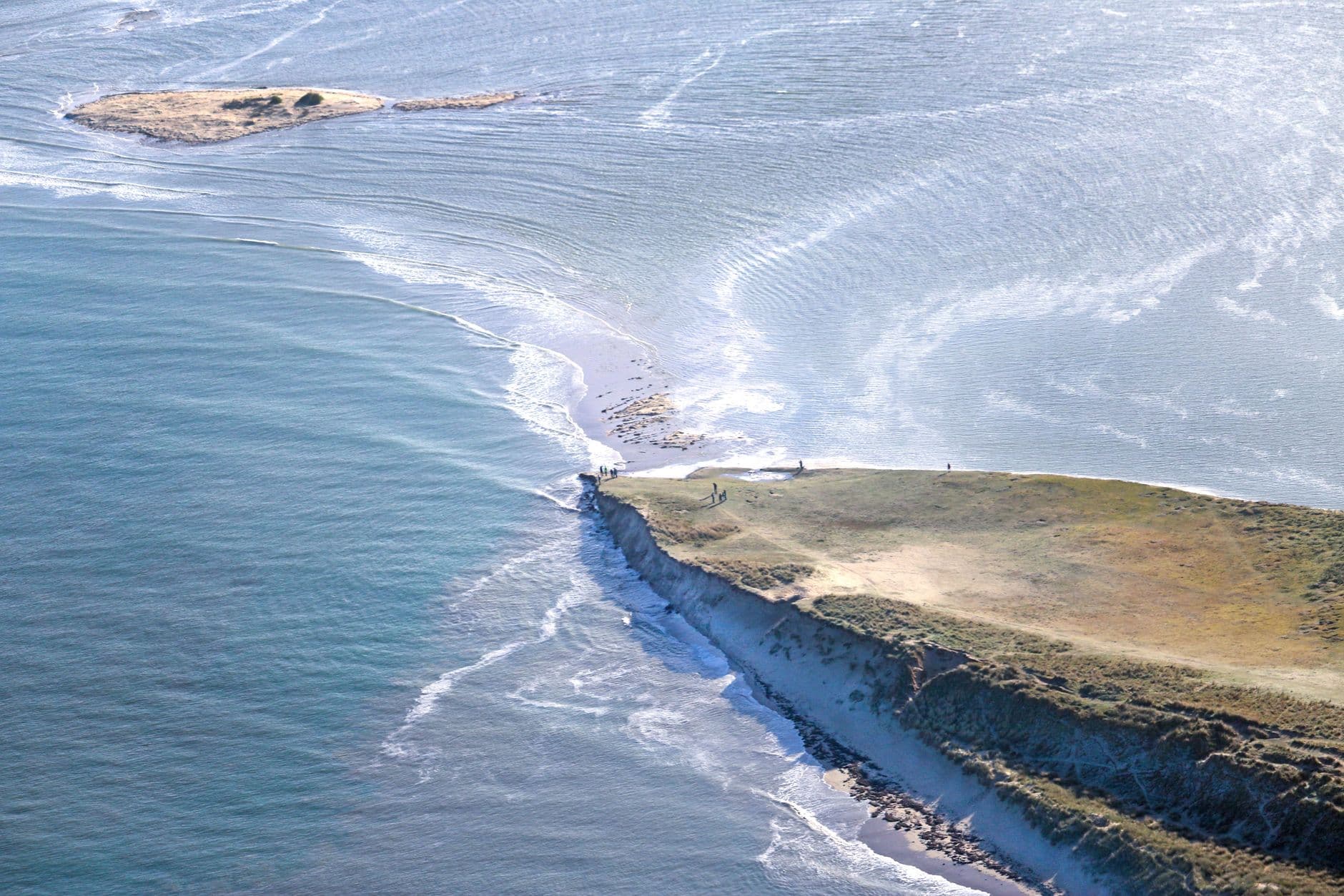 eSIM in Block Island 1