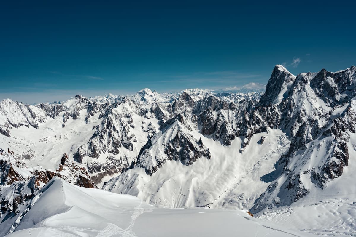 eSIM in Mont Blanc 2