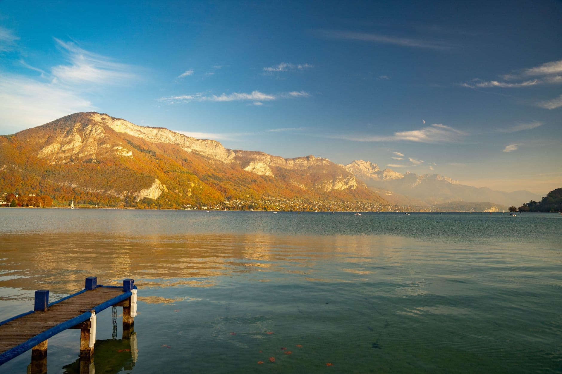 eSIM in Annecy 2